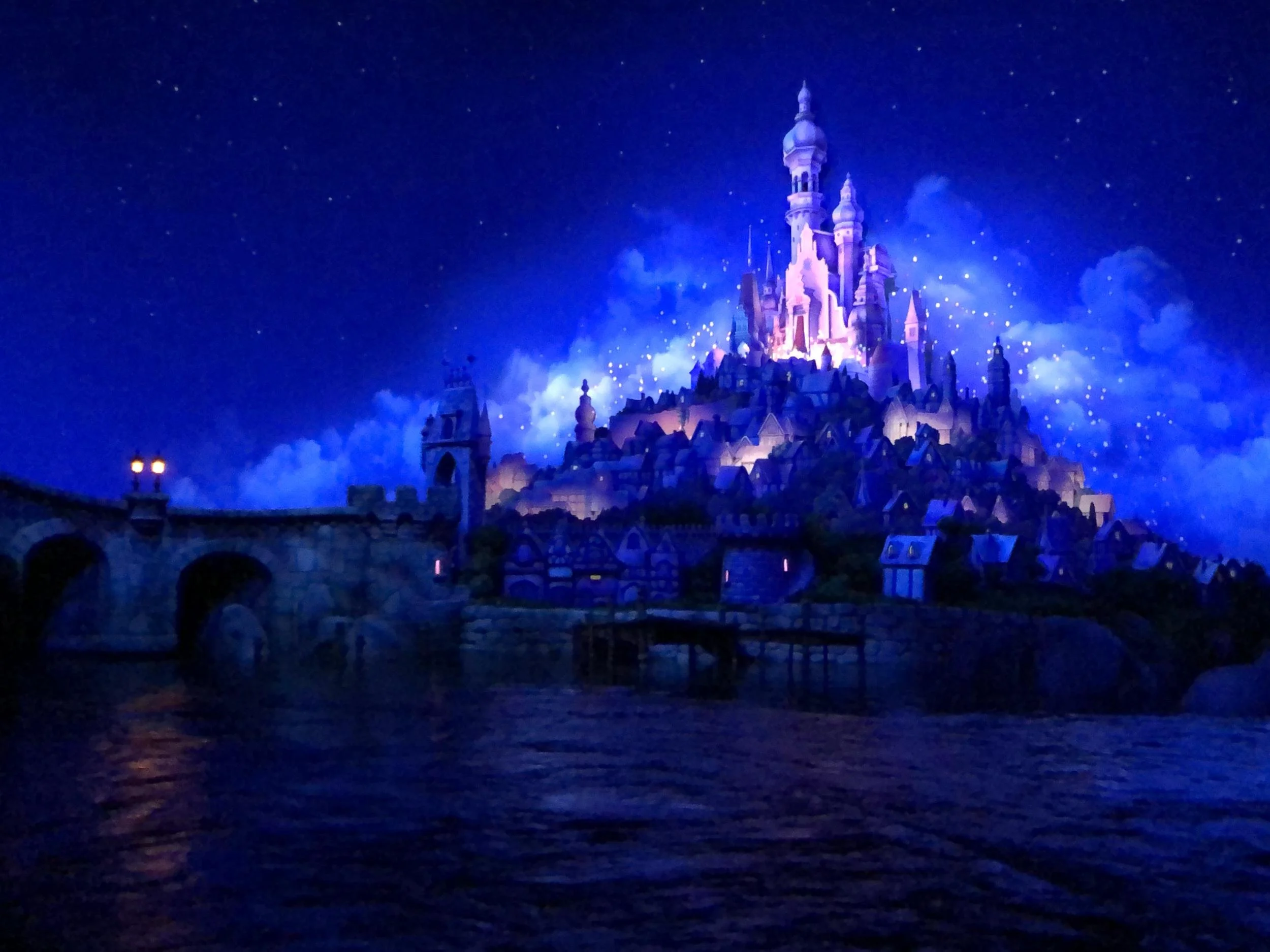 Fantasy-Springs-098-Rapunzel's-Lantern-Festival.jpg