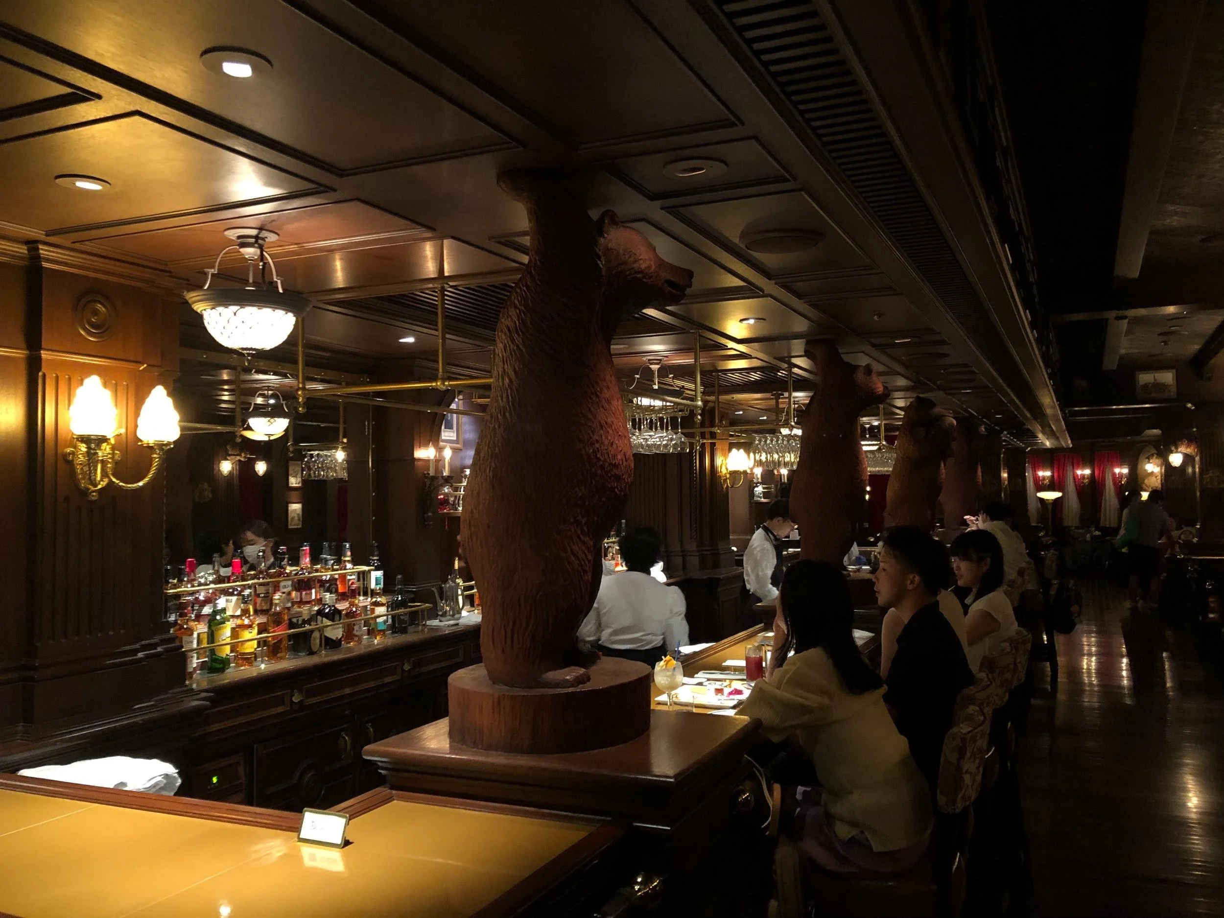 Fantasy-Springs-118-The-Teddy-Roosevelt-Lounge.jpg