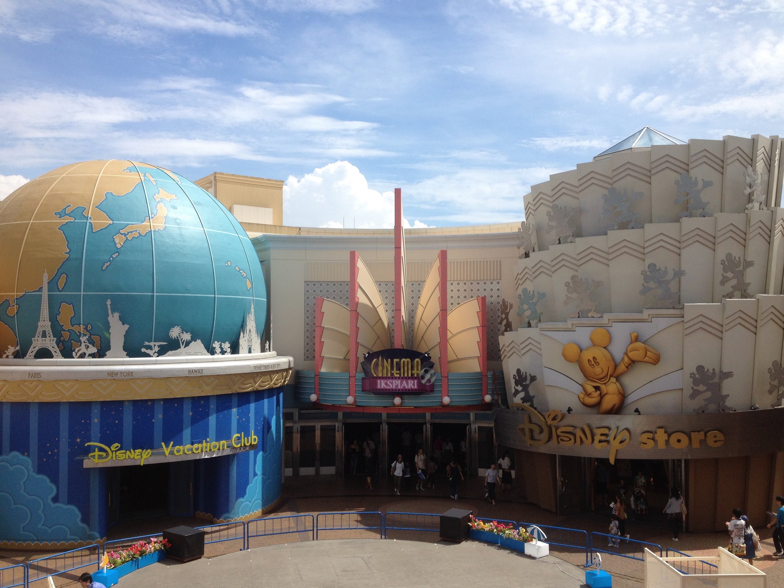 Ikspiari-02-Disney-Vacation-Club.jpg