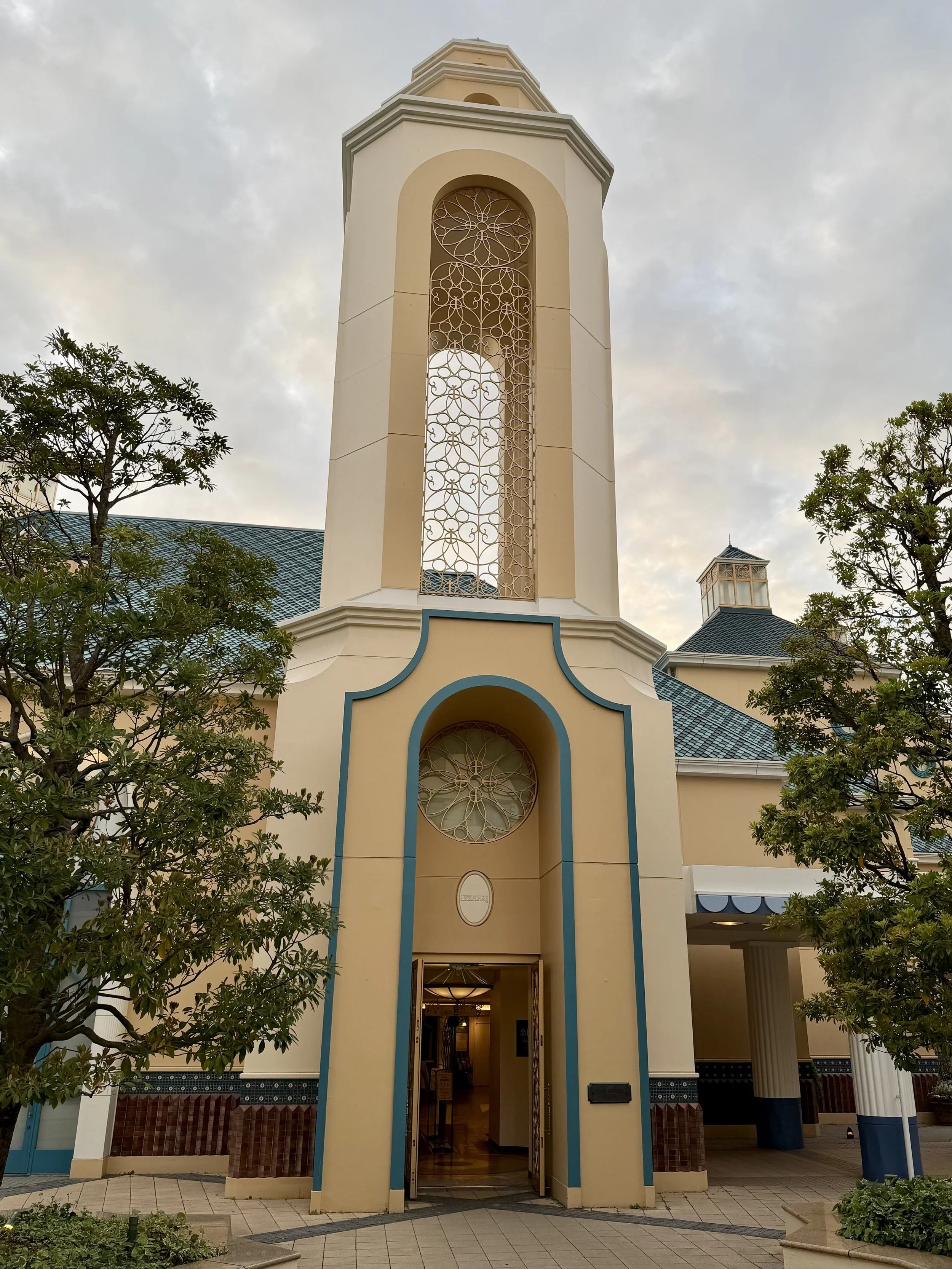 Ikspiari-033-Clock-Tower-Plaza.jpeg