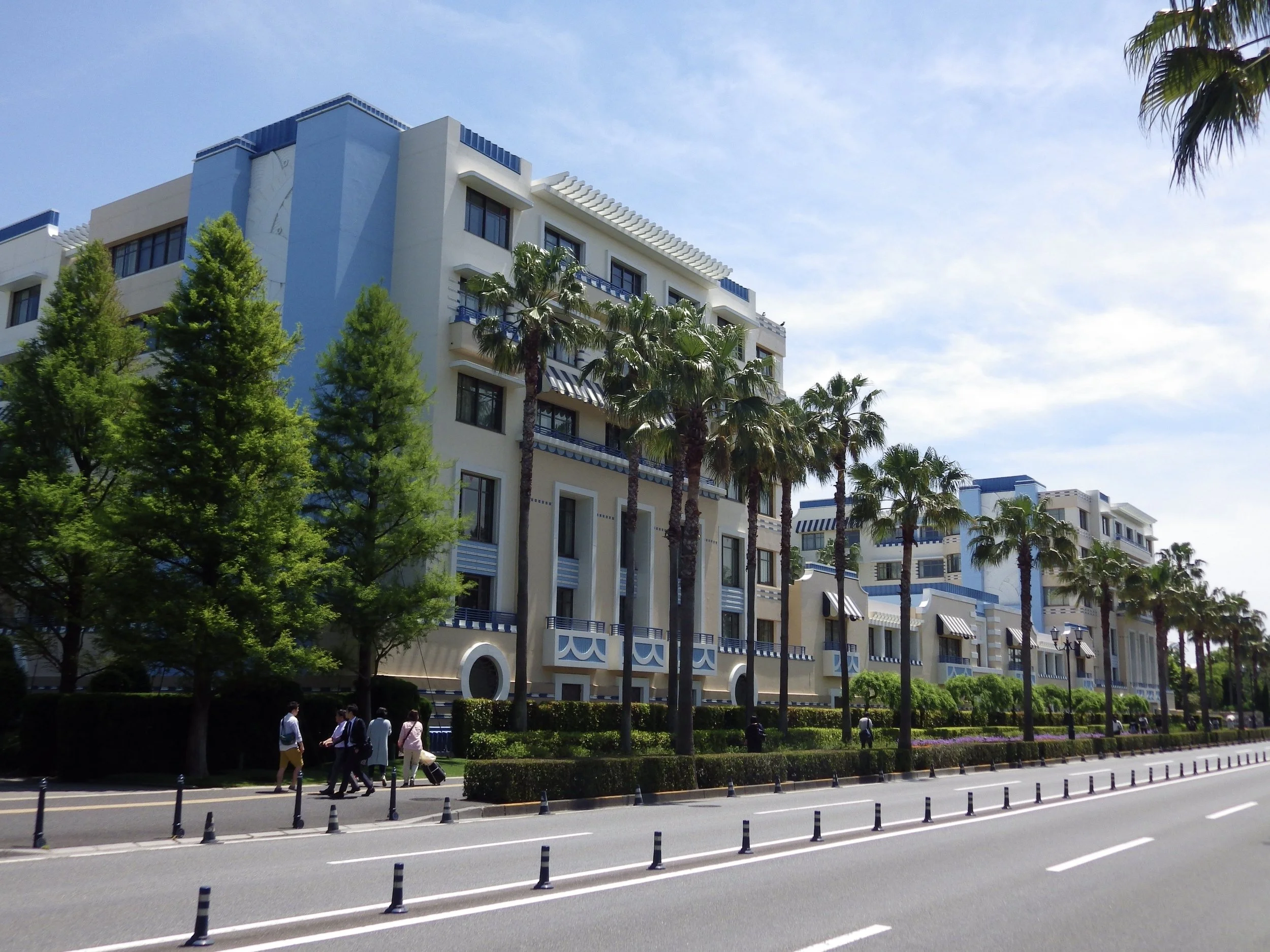 Ambassador-Hotel-01-Exterior.jpg