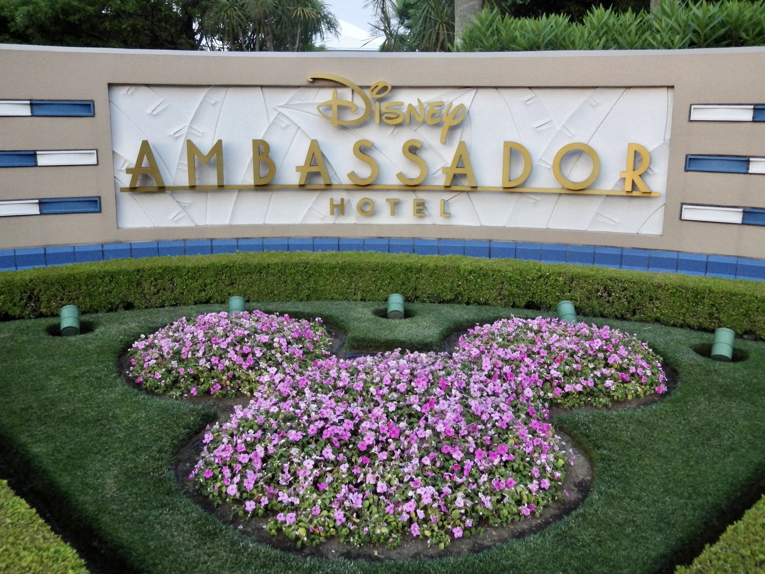 Ambassador-Hotel-06-Exterior.jpg