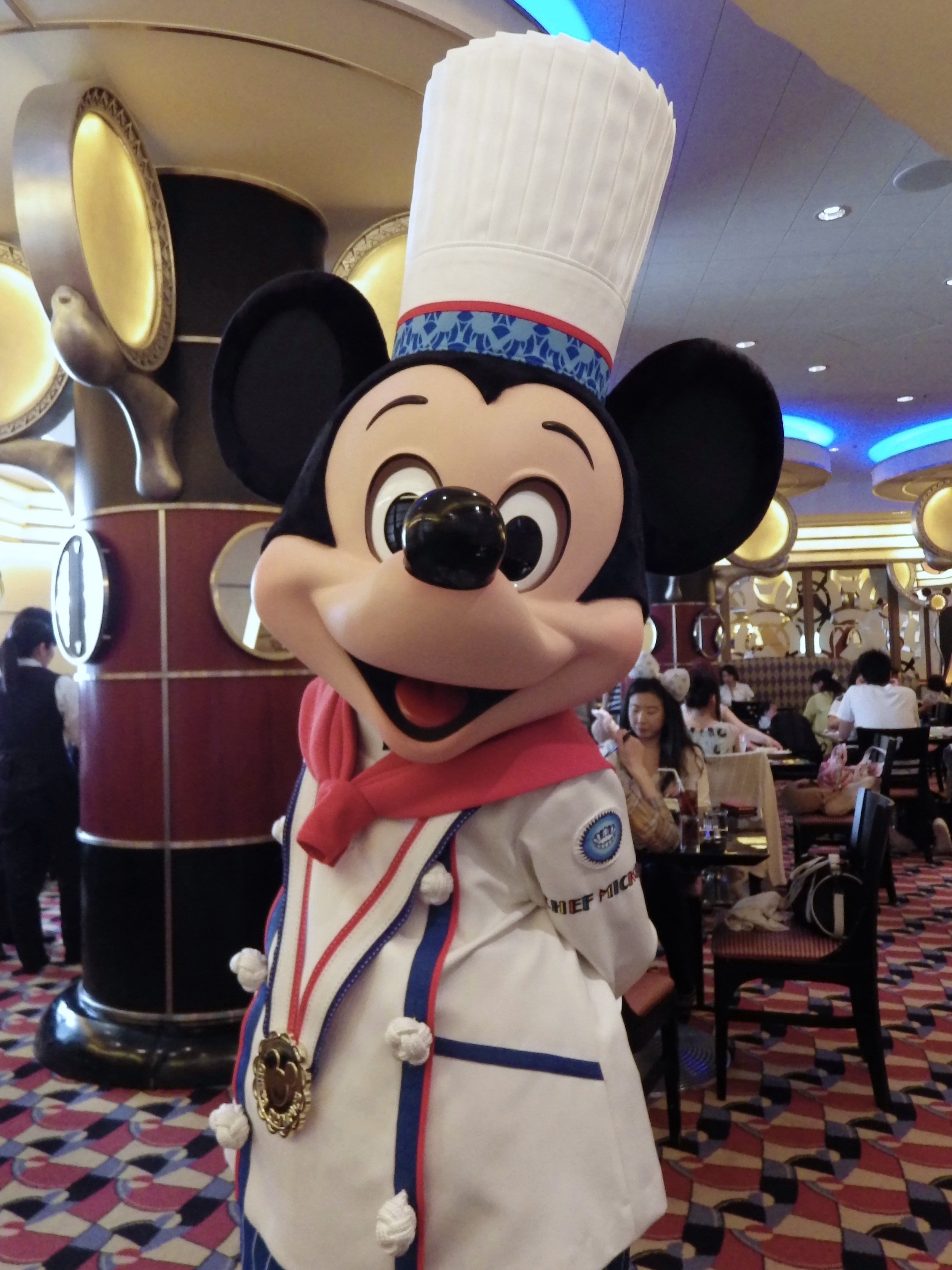 Ambassador-Hotel-11-Chef-Mickey.jpg