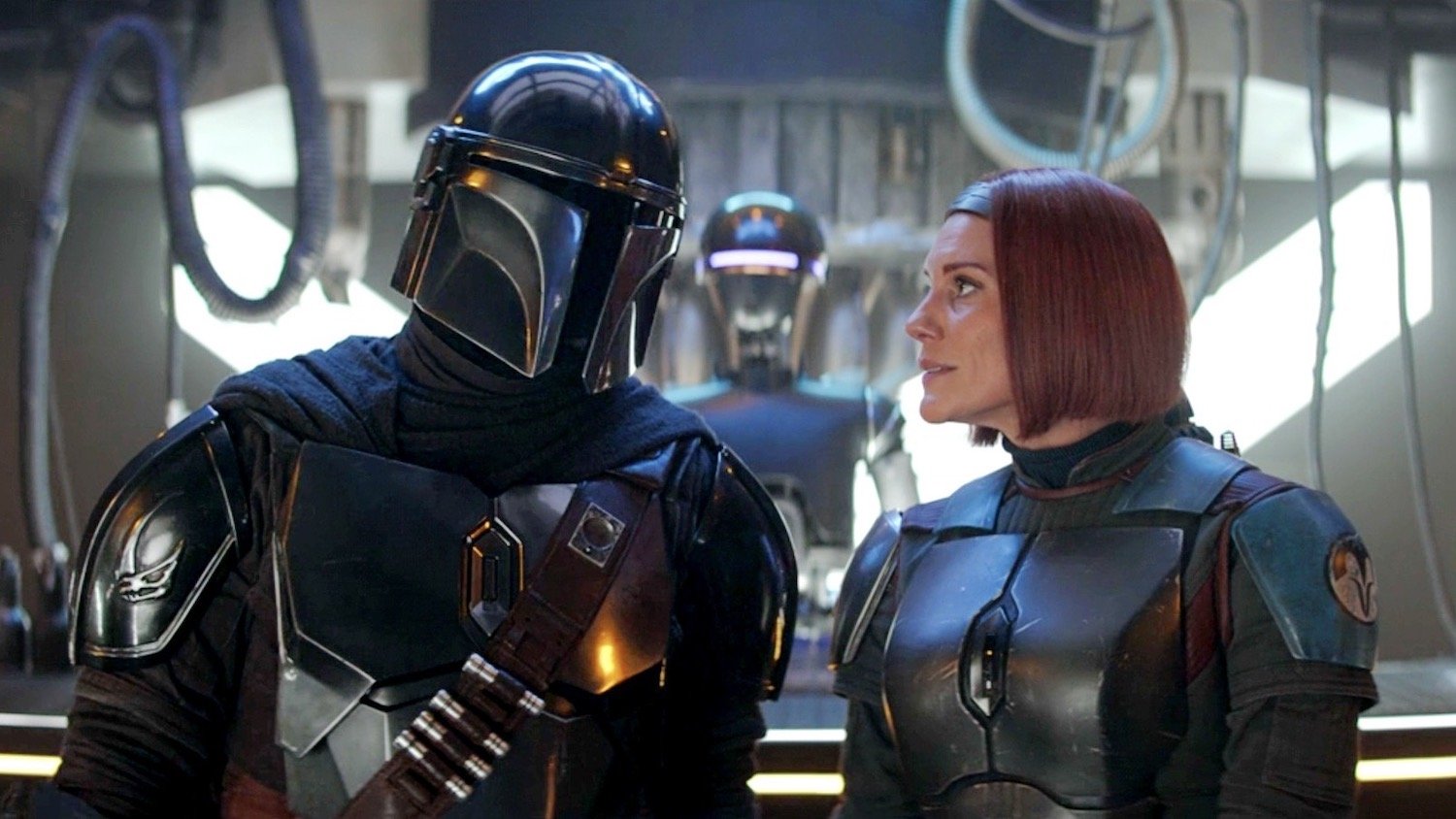 The Mandalorian Season 3 Photos Reveal A New Mandalorian