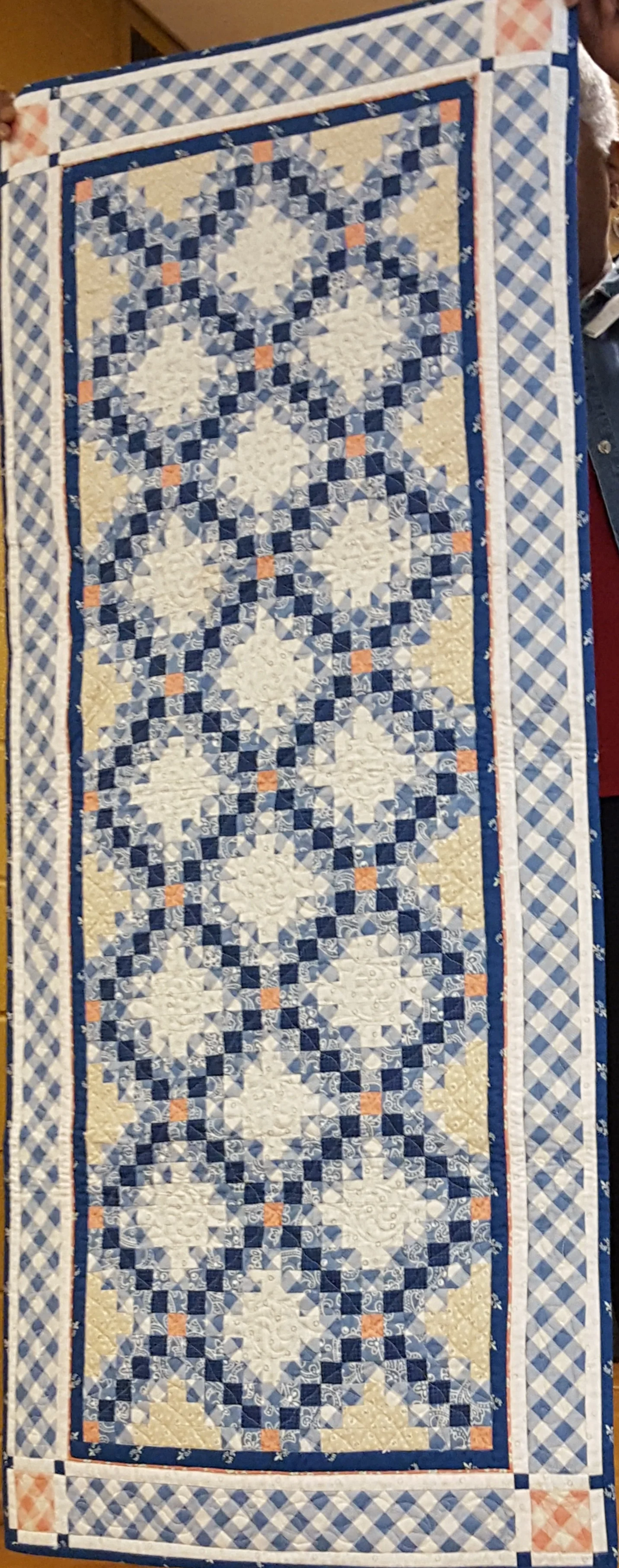 chain of onepatich squares.jpg