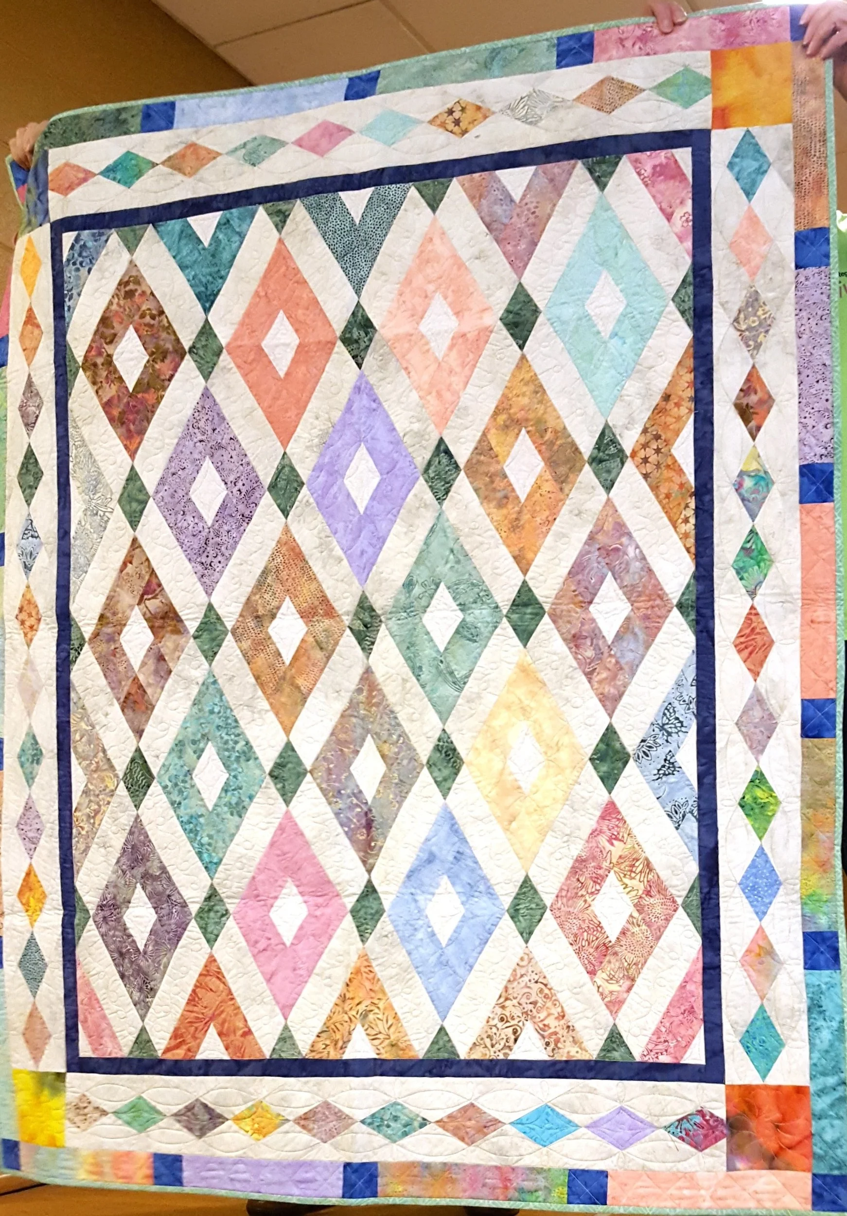 diamonds no set in seams.jpg