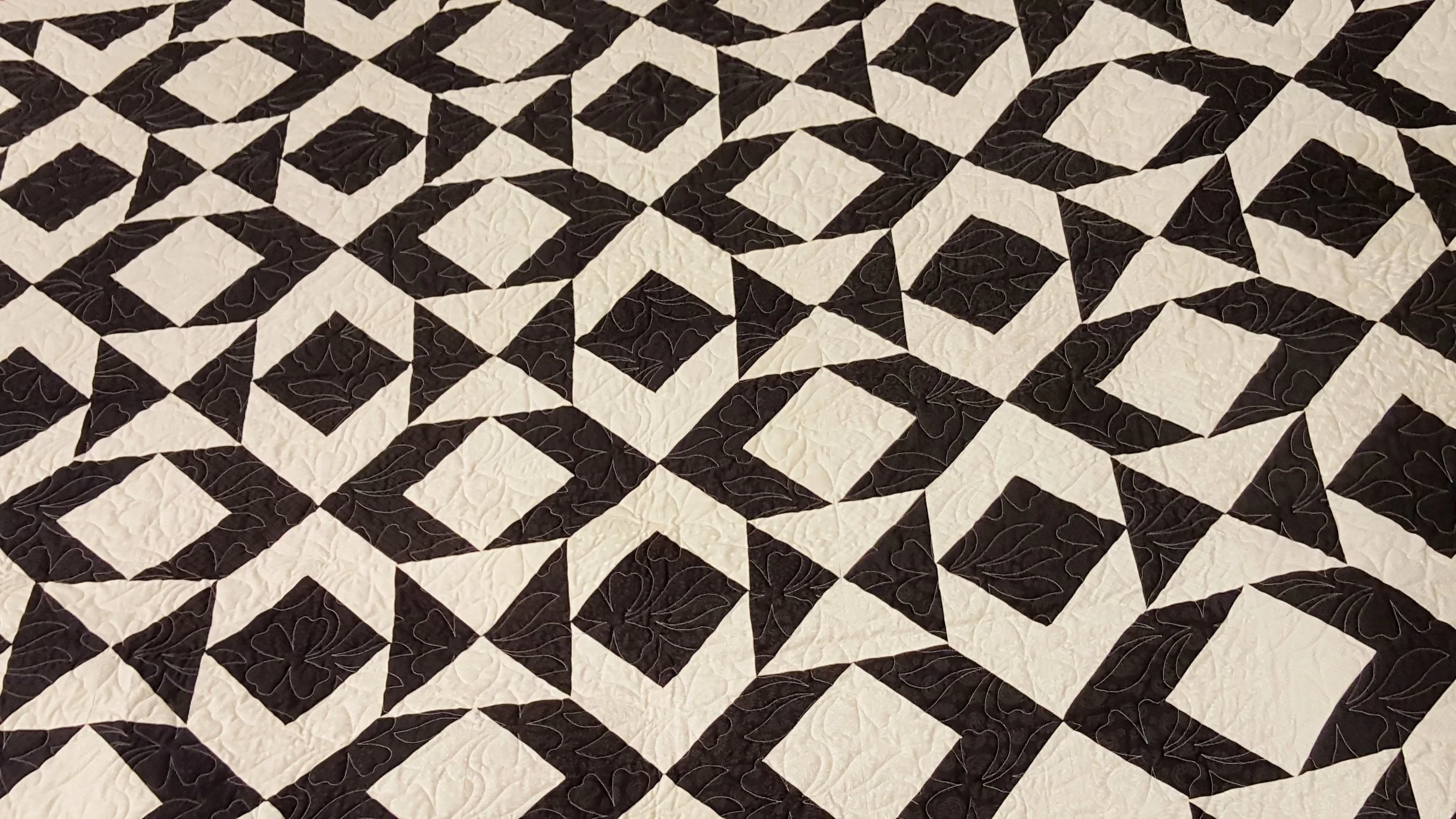 black+and+white+quilt+banner.jpg