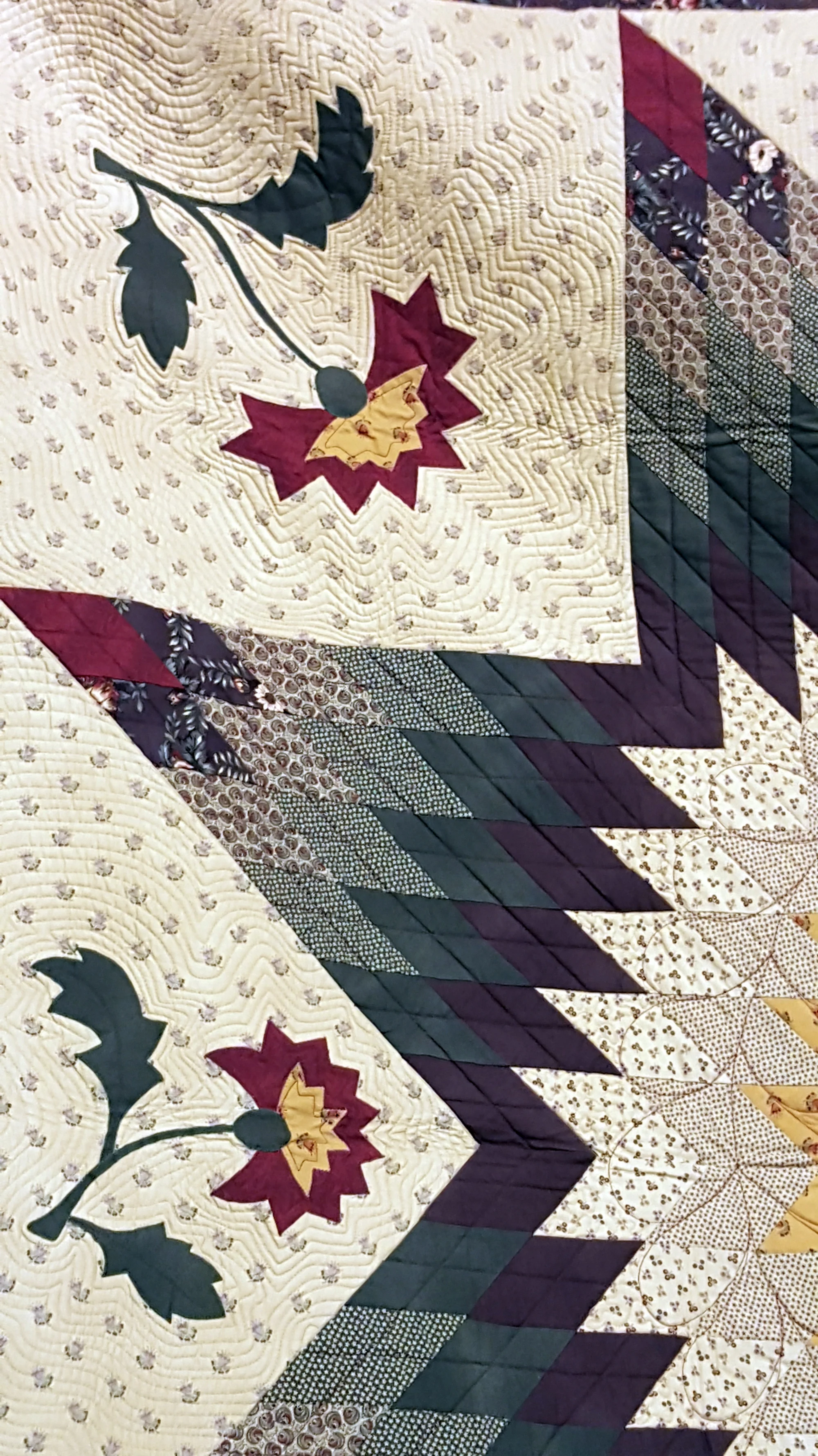 kathy 19 quilt closeup echo quilting.jpg