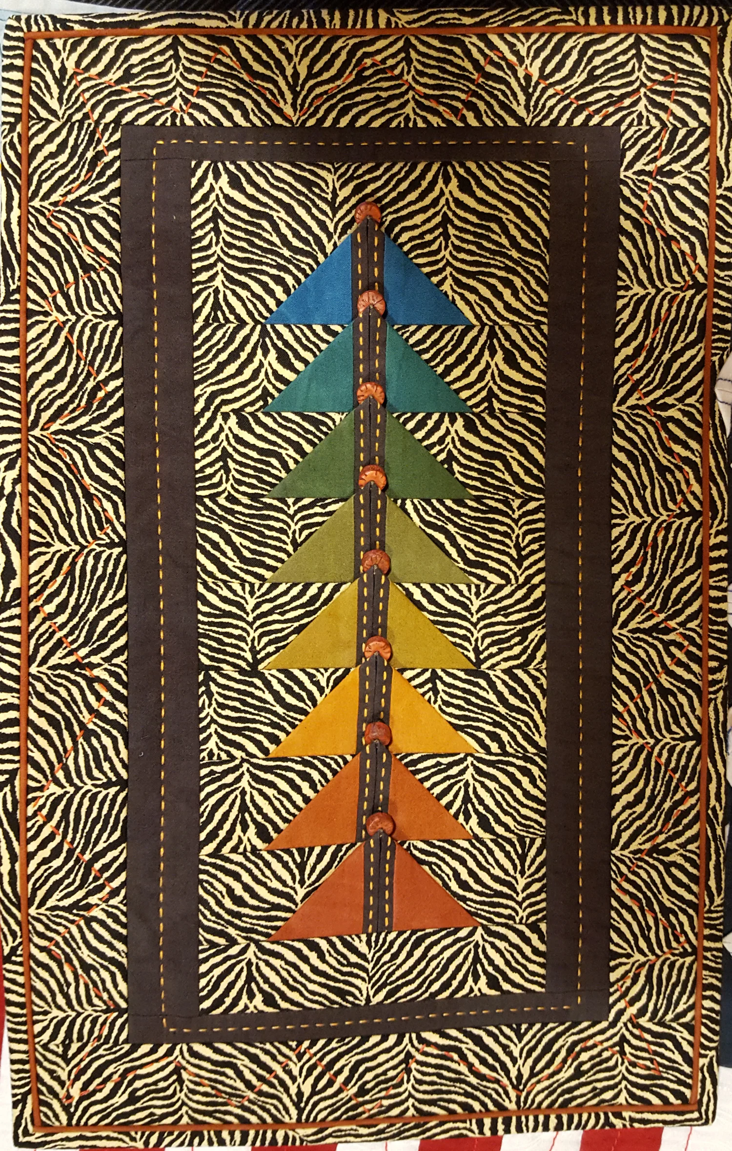 embellished praire points piped binding.jpg