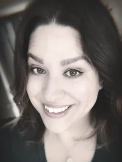 Headshot+B&W.jpg