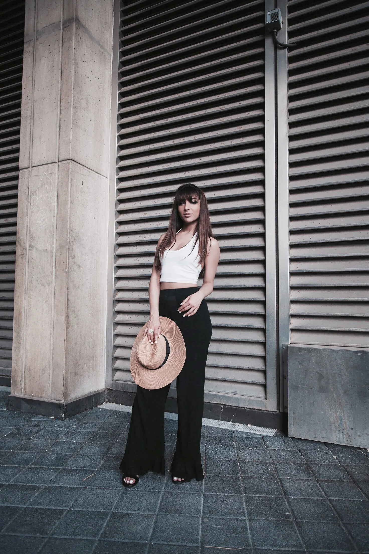 MONOCHROME SUMMER END LOOKBOOK 