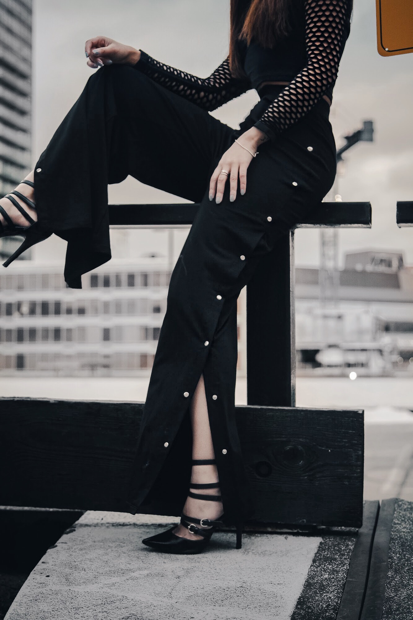 ALL BLACK AESTHETIC LOOKBOOK