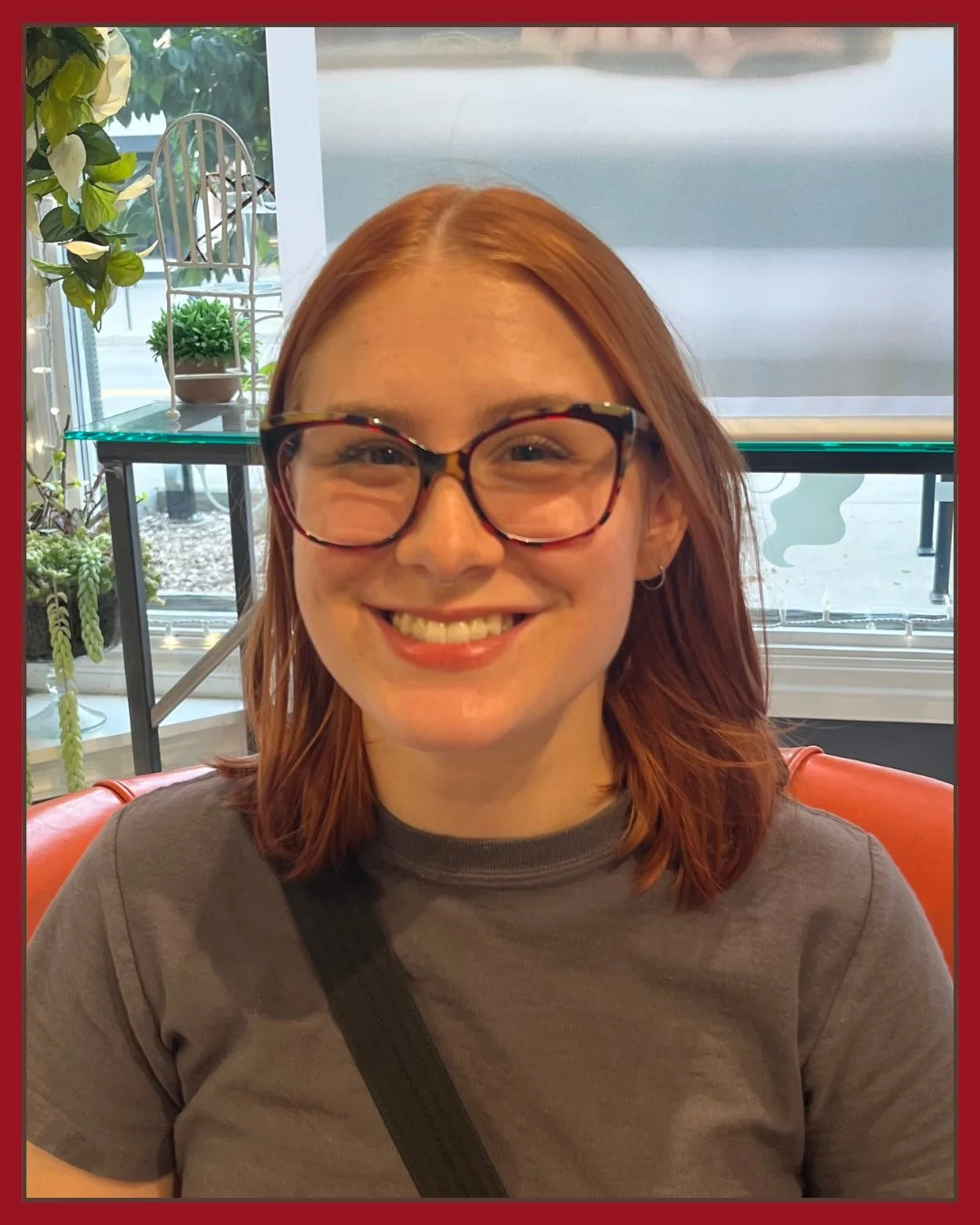 Yardley picked out this adorable cat eye. Tortoise and red, a match made in heaven! 😍👓️🔥