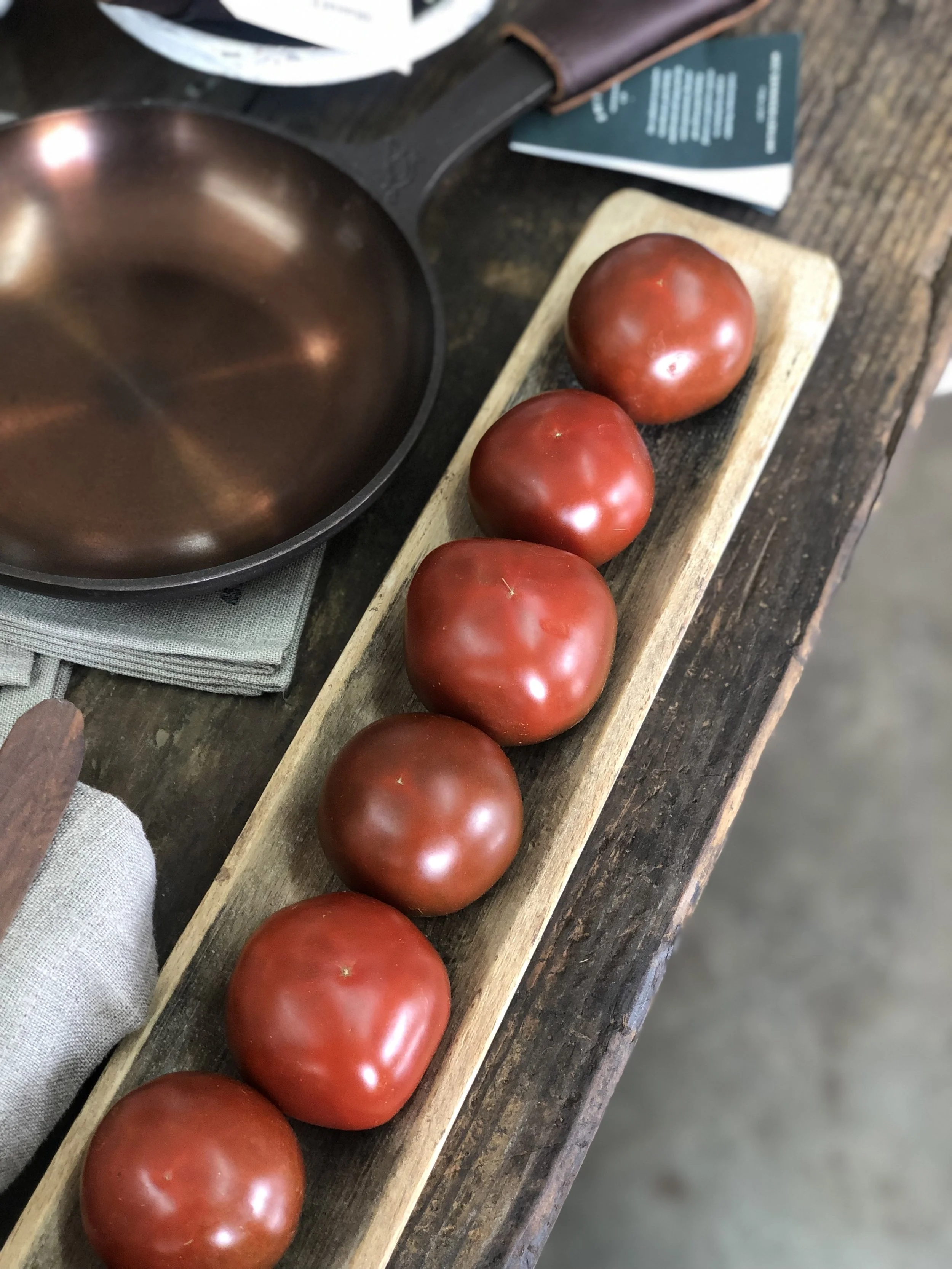 Mixed Hothouse Tomatoes - Greenleaf Nursery