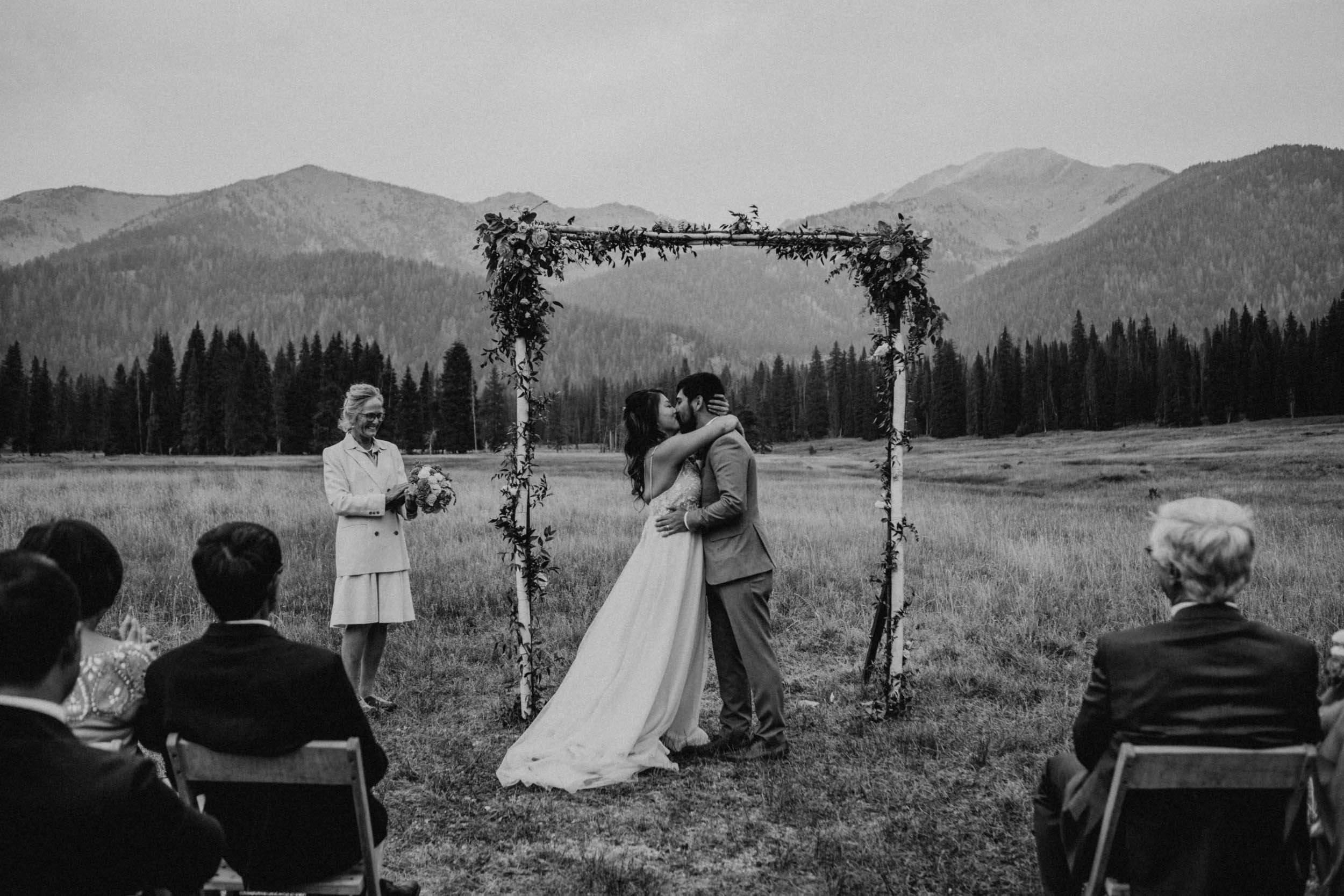 M_L_sunvalleyweddingphoto.jpg