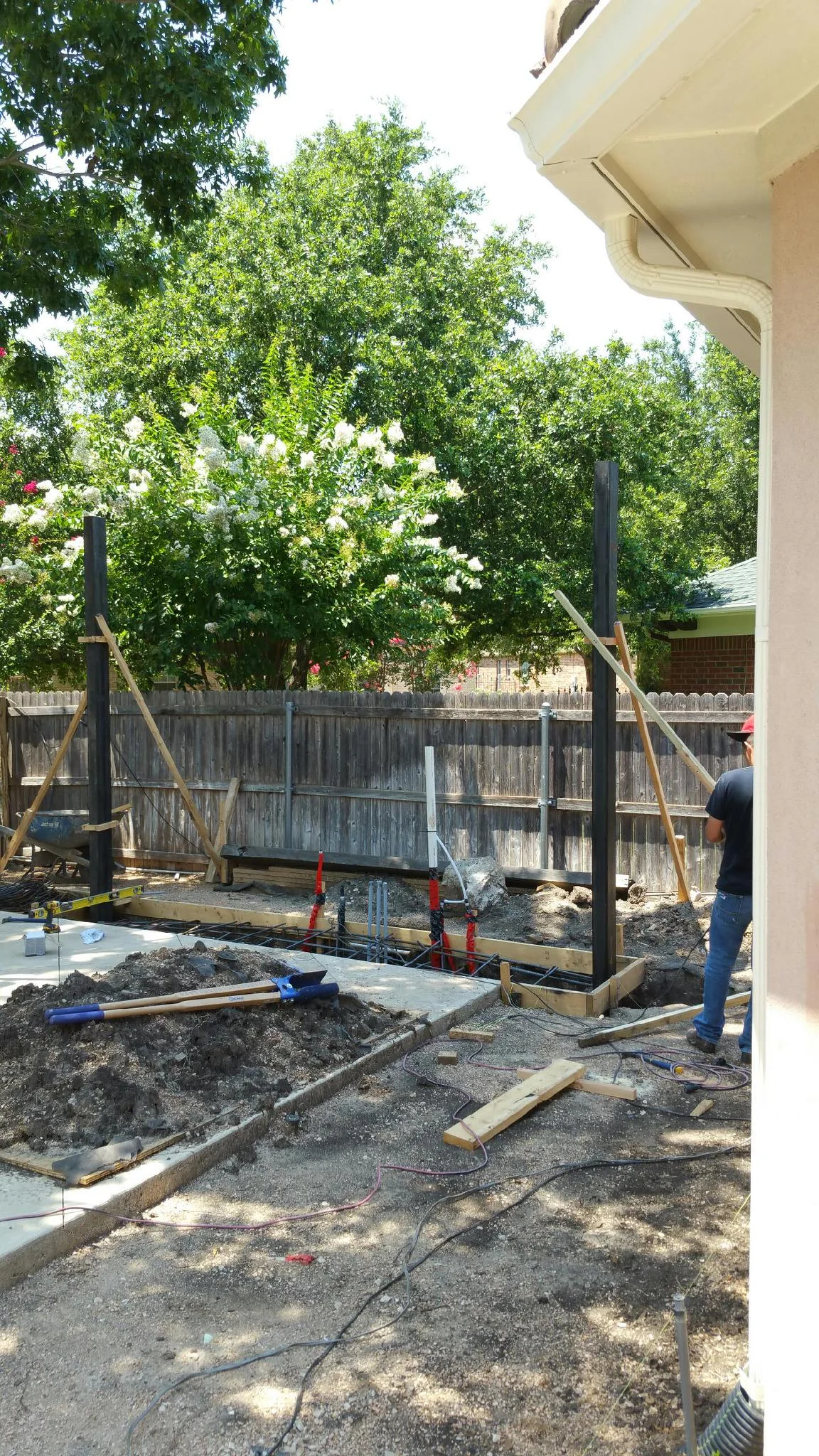 004 CONSTRUCTION.jpg