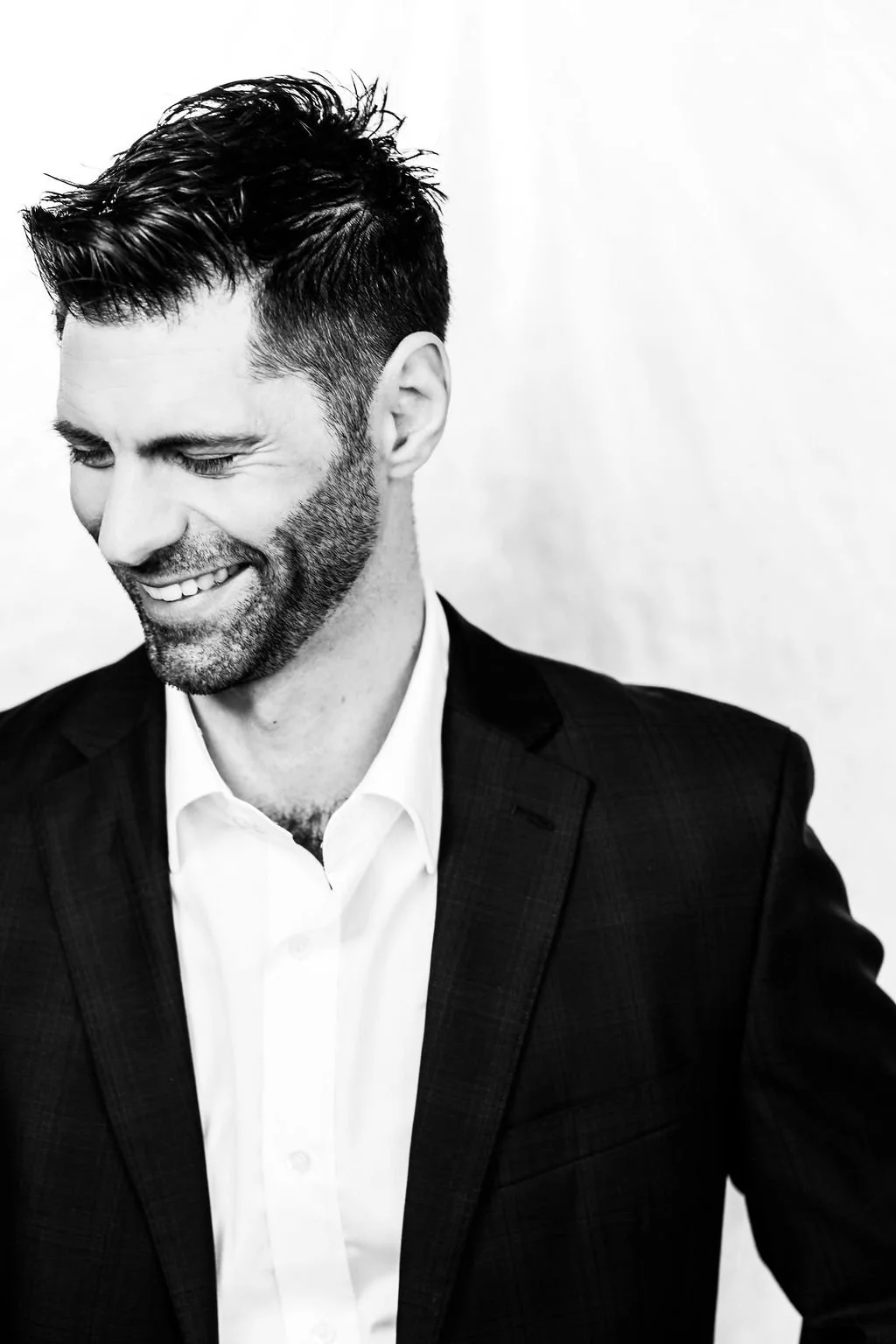 Brian Grey | Official Website