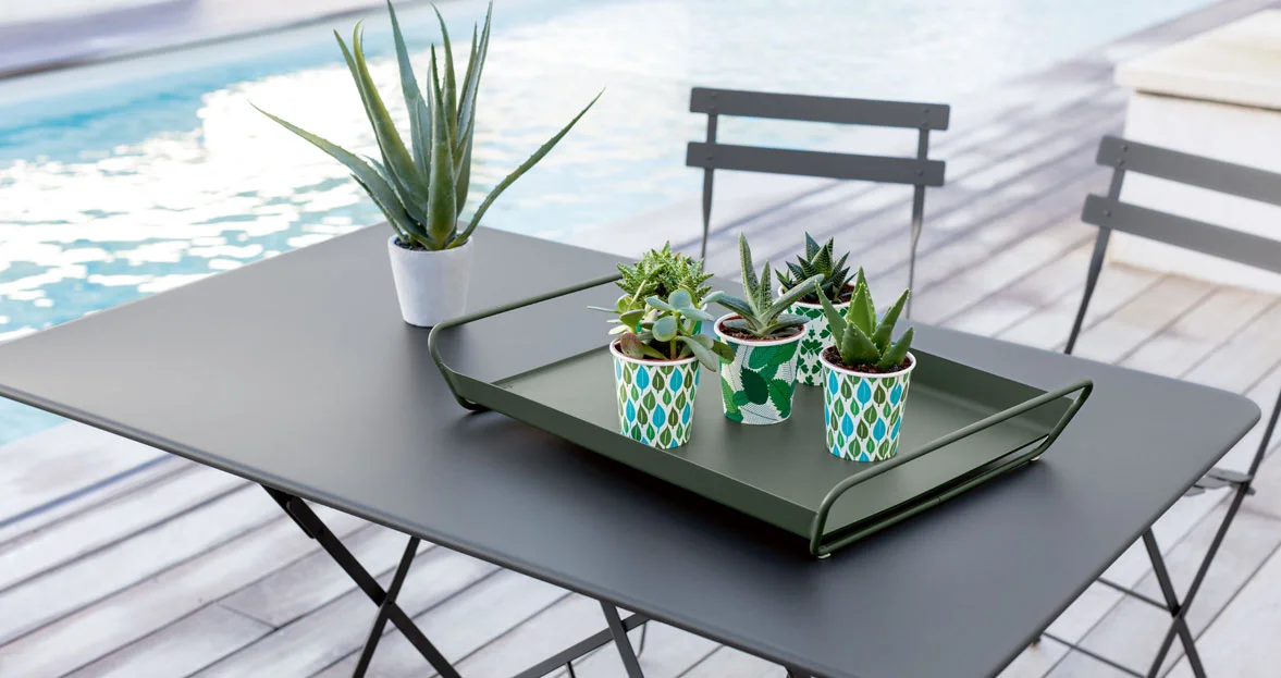 Fermob Alto Tray + Fermob Bistro
