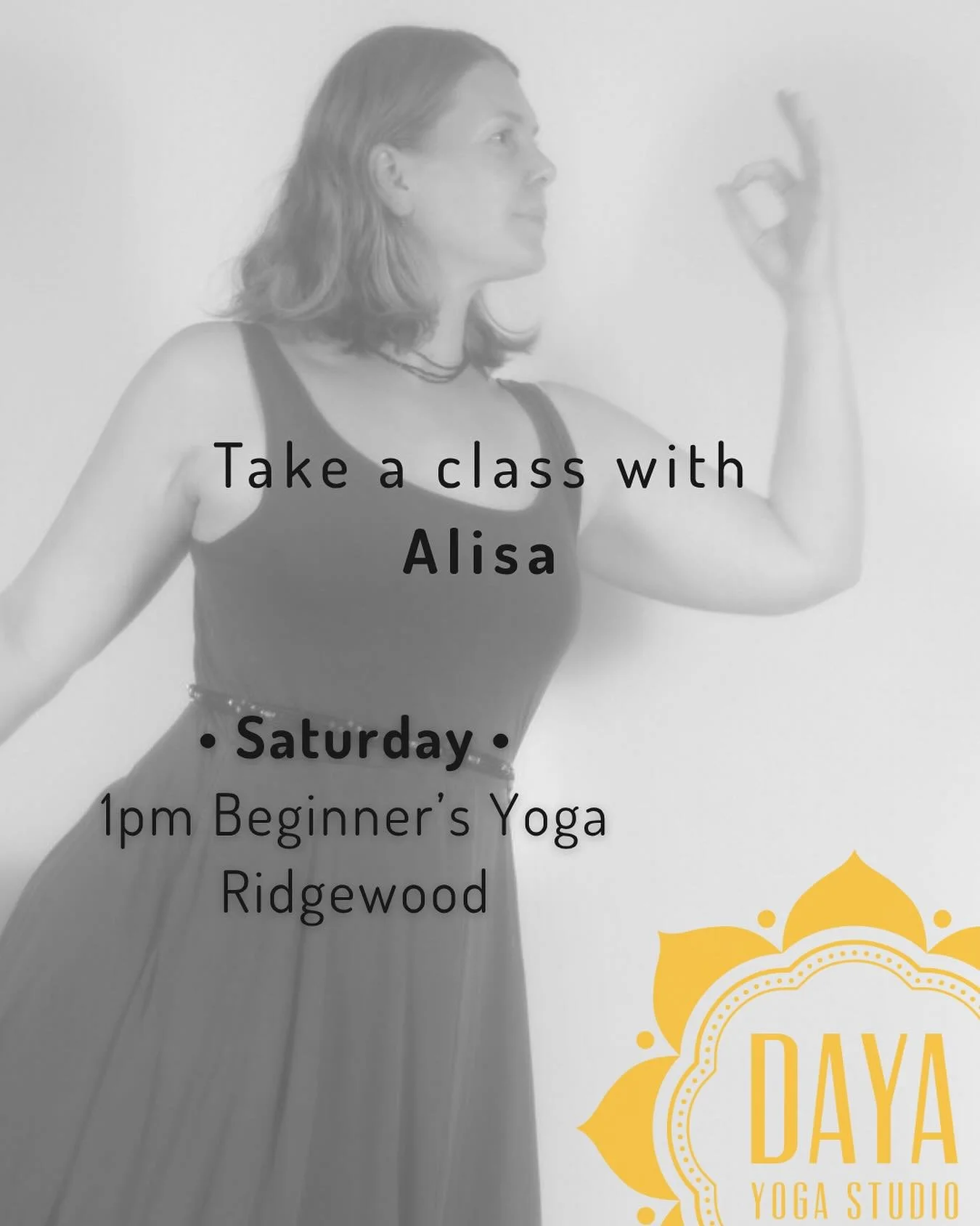 Take a class with Alisa! 🌸🪐💐 A longtime Daya favorite, Alisa’s Saturday 1pm Beginners Yoga class is the perfect way to ease into the weekend and explore yoga at your own pace. #dayayogastudio #brooklynyoga
