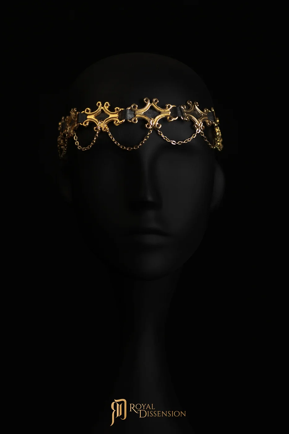royal-dissension-scribe-regalia4.jpg