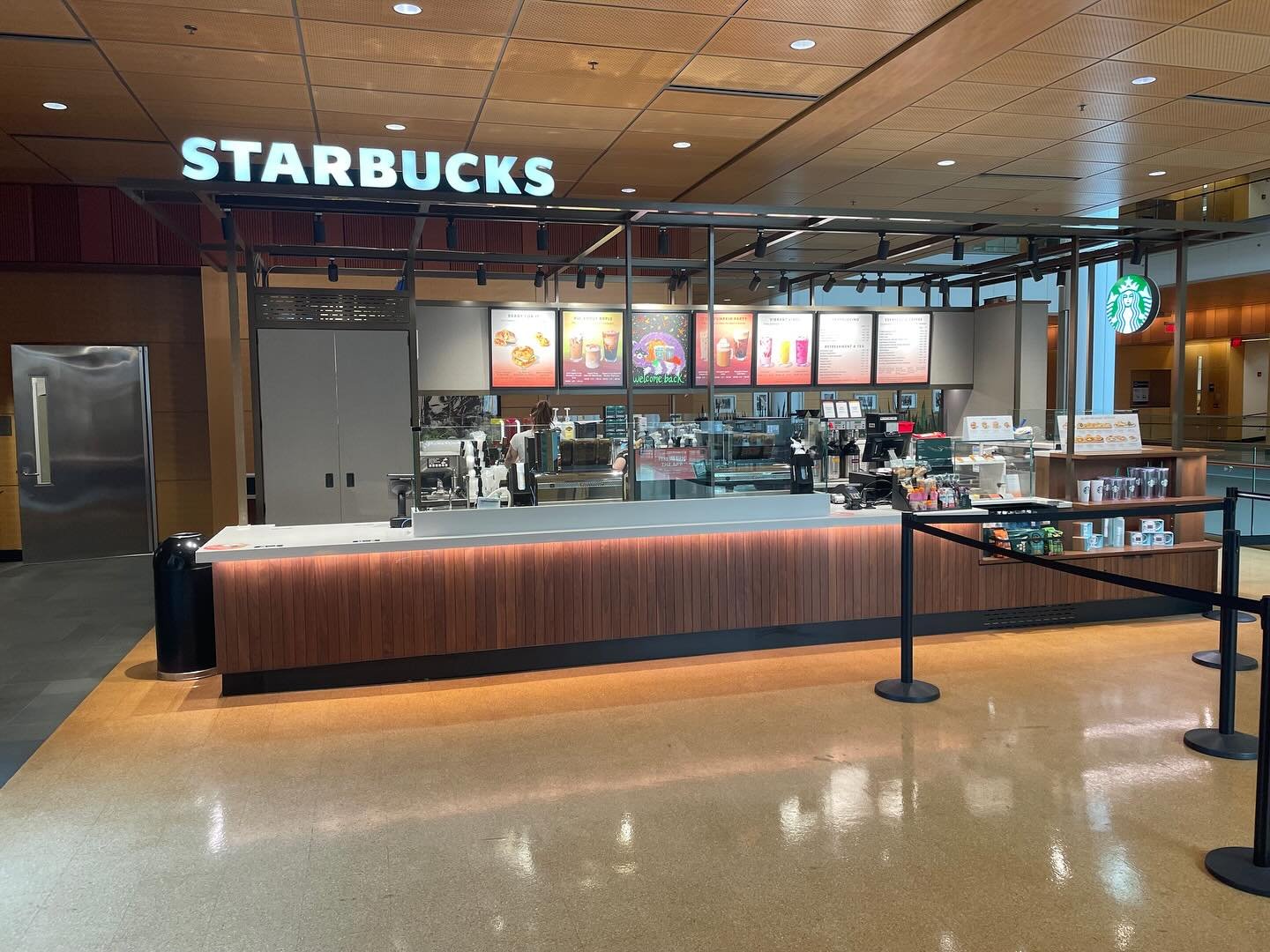 It&rsquo;s Monday. Have you had your coffee? Students at @michiganross can now enjoy their drinks from a new kiosk. #starbucks