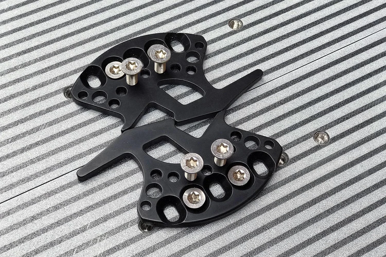 FIGURE 11. Use these threaded holes for angles between 0 and +/-10 degrees.