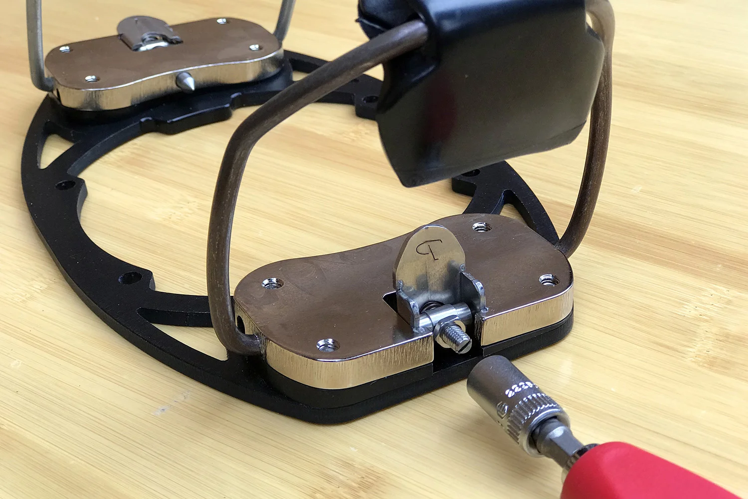 FIGURE 15. Quick Flicks lever in the open position.
