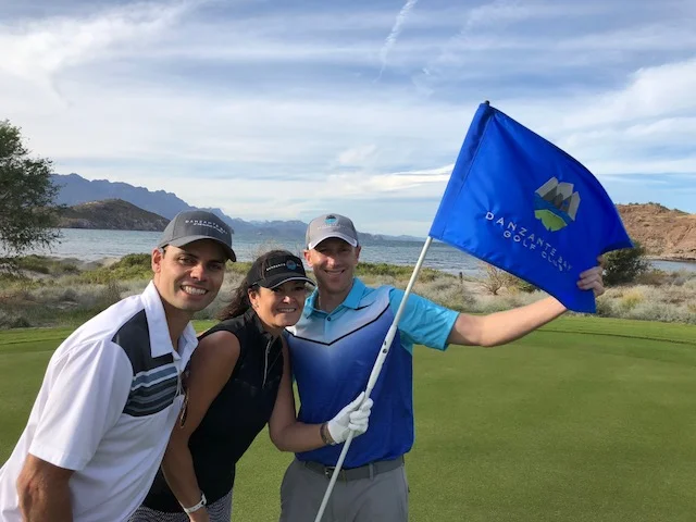 I was joined by a collective of RSIR brokers including Brian Hopper & Carrie DeBuys (left) to experience Danzante Bay.