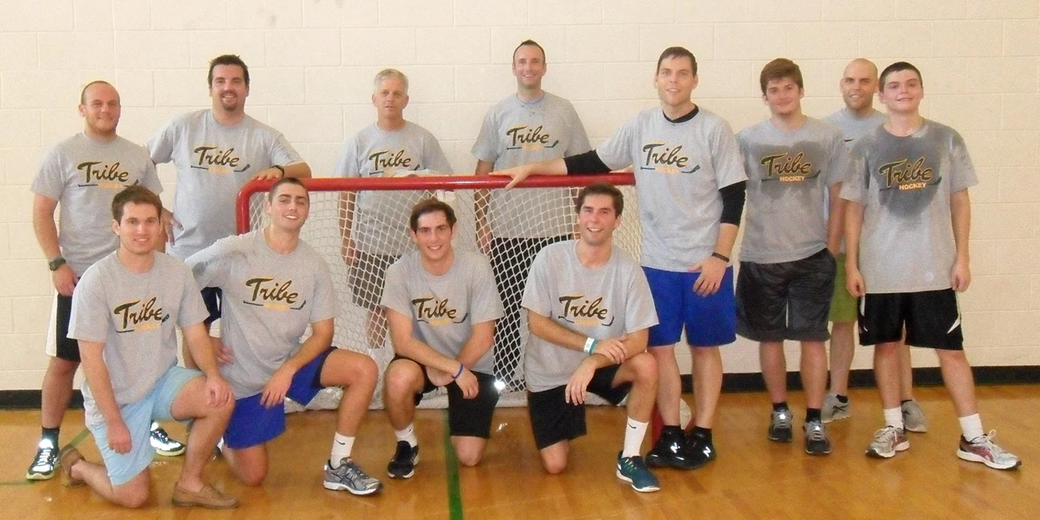 Back: Tim Wright ’15, Asst. Coach Sani Silvennoinen, Head Coach Ken Felix, Jon Ball ’01, Will Payne ’01, X, Judson Payne ’01, and Christian Nott ’16 Front: Mike Larson ’15, Chris Fiedler ’16, Jay Sogliuzzo ’12, and Alex Oster ’12