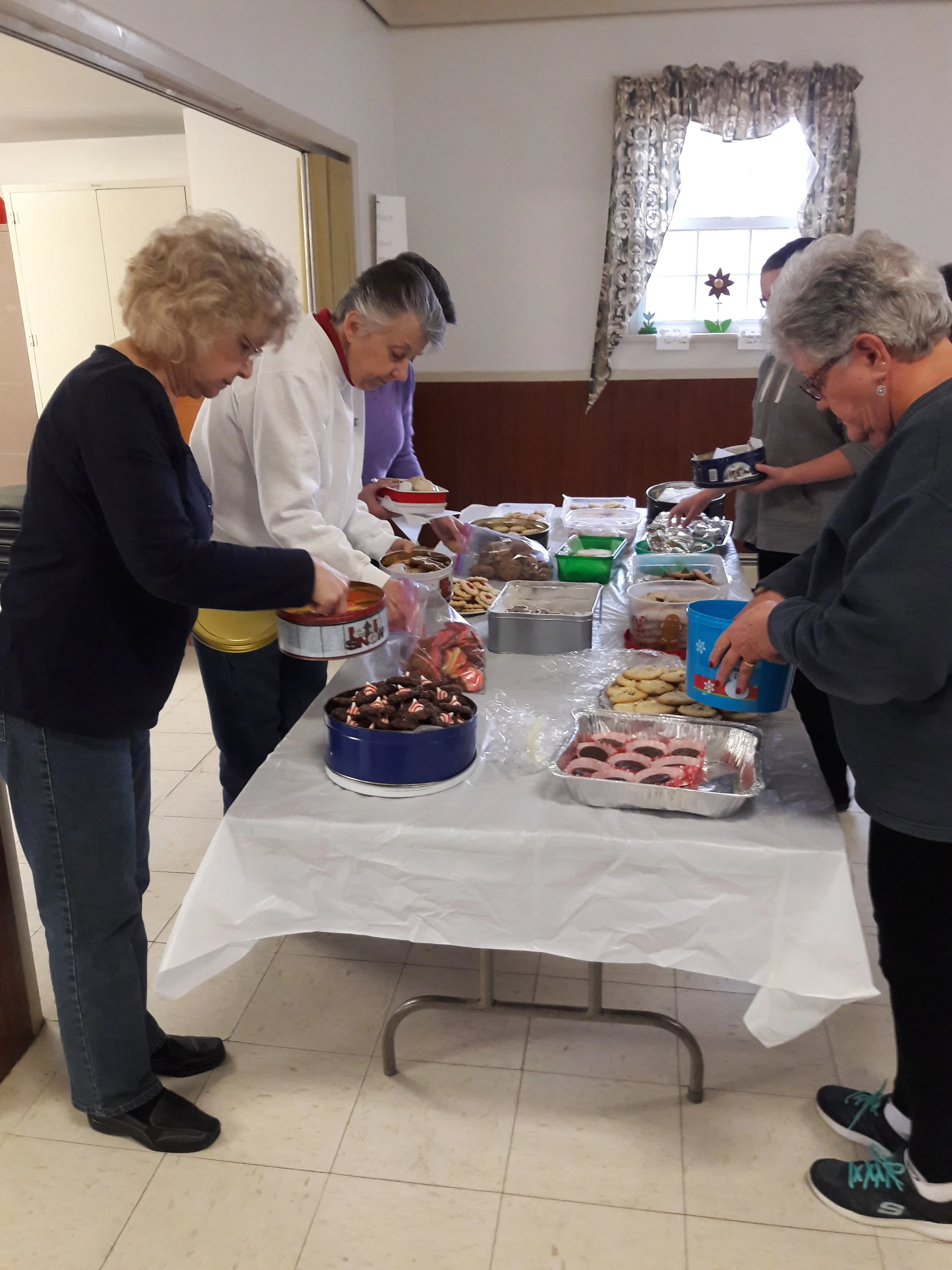 ECW Cookie Exchange 8.jpg