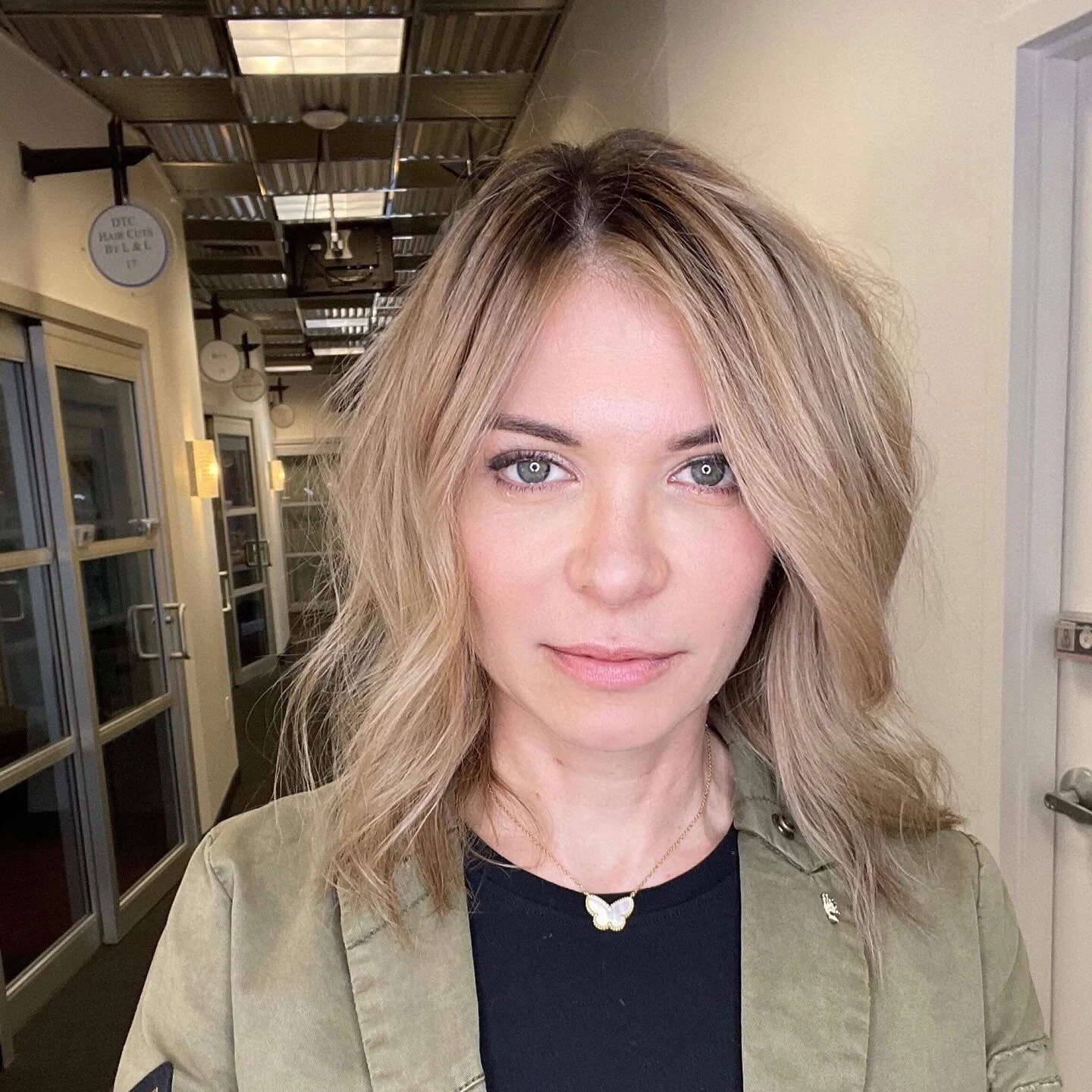 My new #haircolor ( honey? Dirty blond? Искусственный Чебурашка? 😁 is a slow departure from decades of blond :) Thanks crazy and talented  @marinas_studio25 for taking the punt &hellip; #ктознаеткакойстрессэтивлосы тотпоймет 🙄😍😂