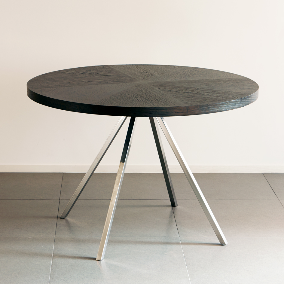 SILVER LEG TABLE 2.jpg