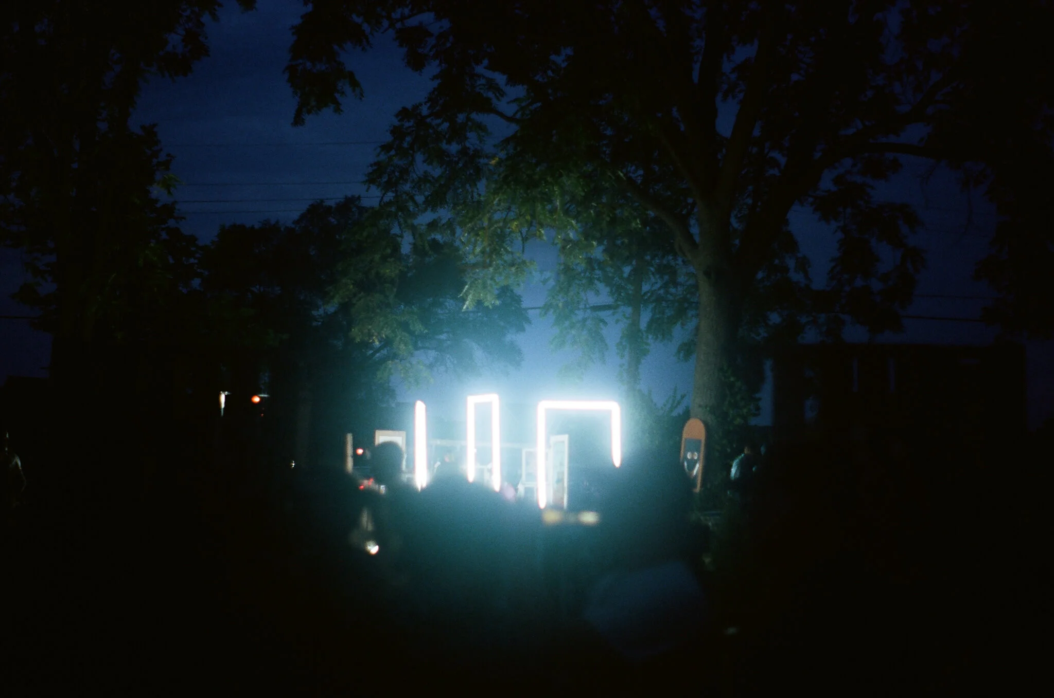 Light sculpture by GIIIVENS .