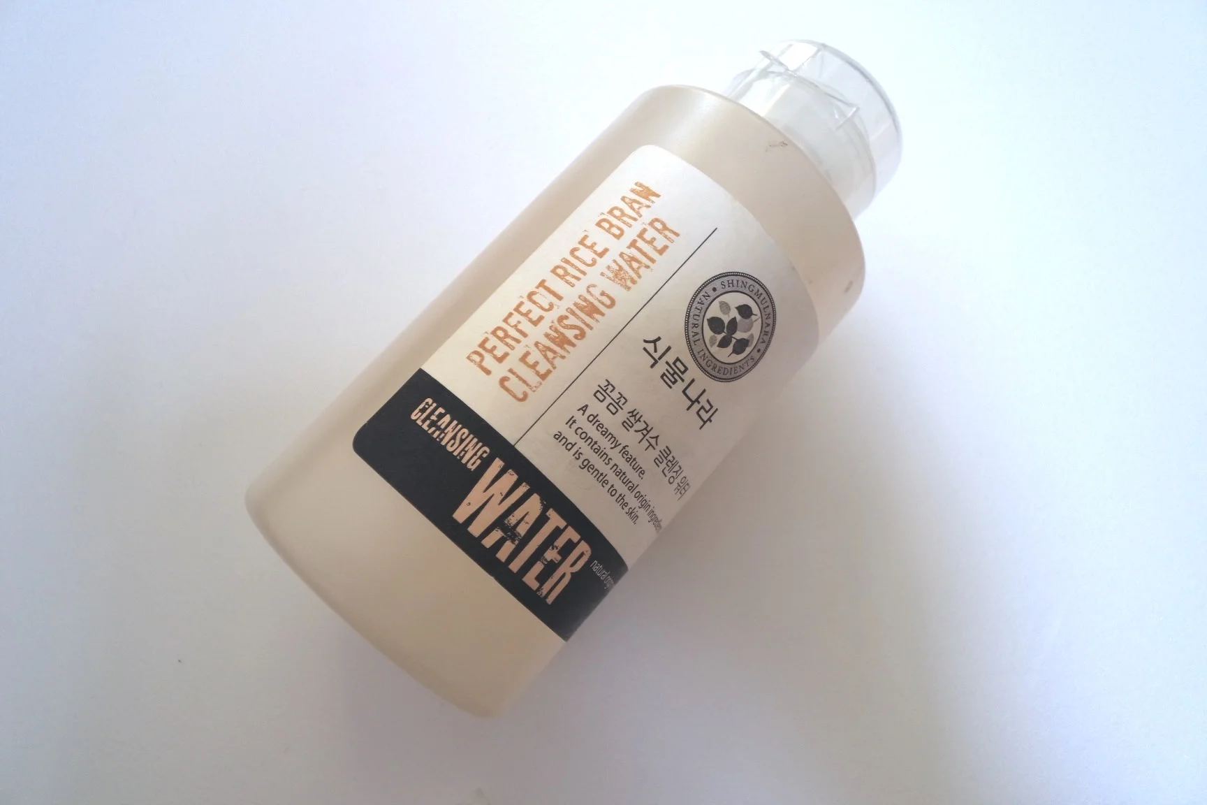 식물나라 꼼꼼 쌀겨수 클렌징 워터, KRW 10500 (sale from 15800) / 510 ml Sikmulnara Perfect Rice Bran Cleansing Water