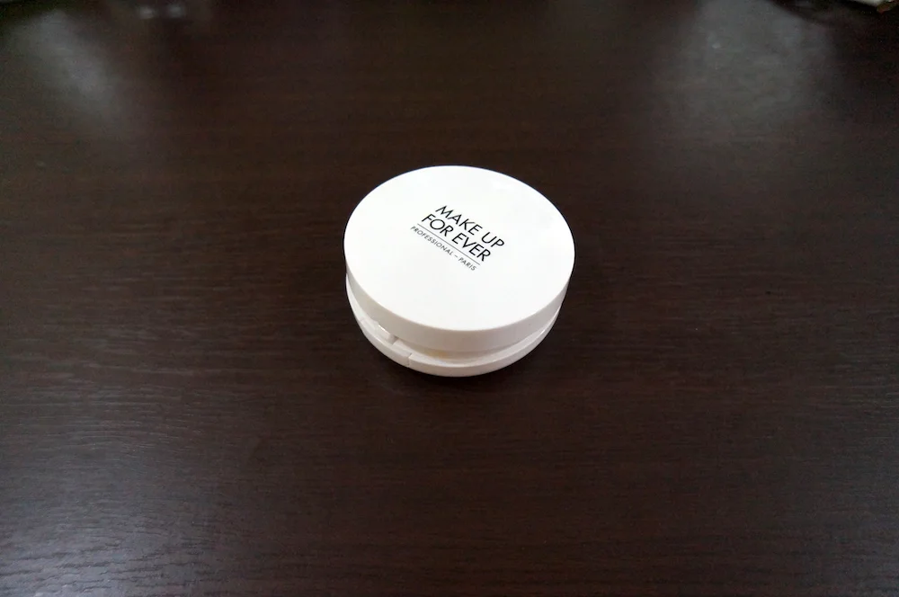 Foundation Week 1/7: Best BB - Make Up For Ever UV Bright Cushion SPF 35 PA+++ in Y225