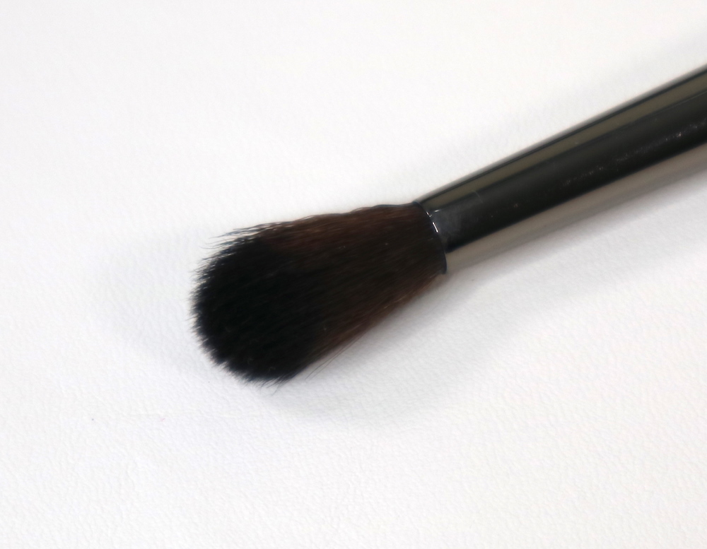 #6 Pointed Crease Brush