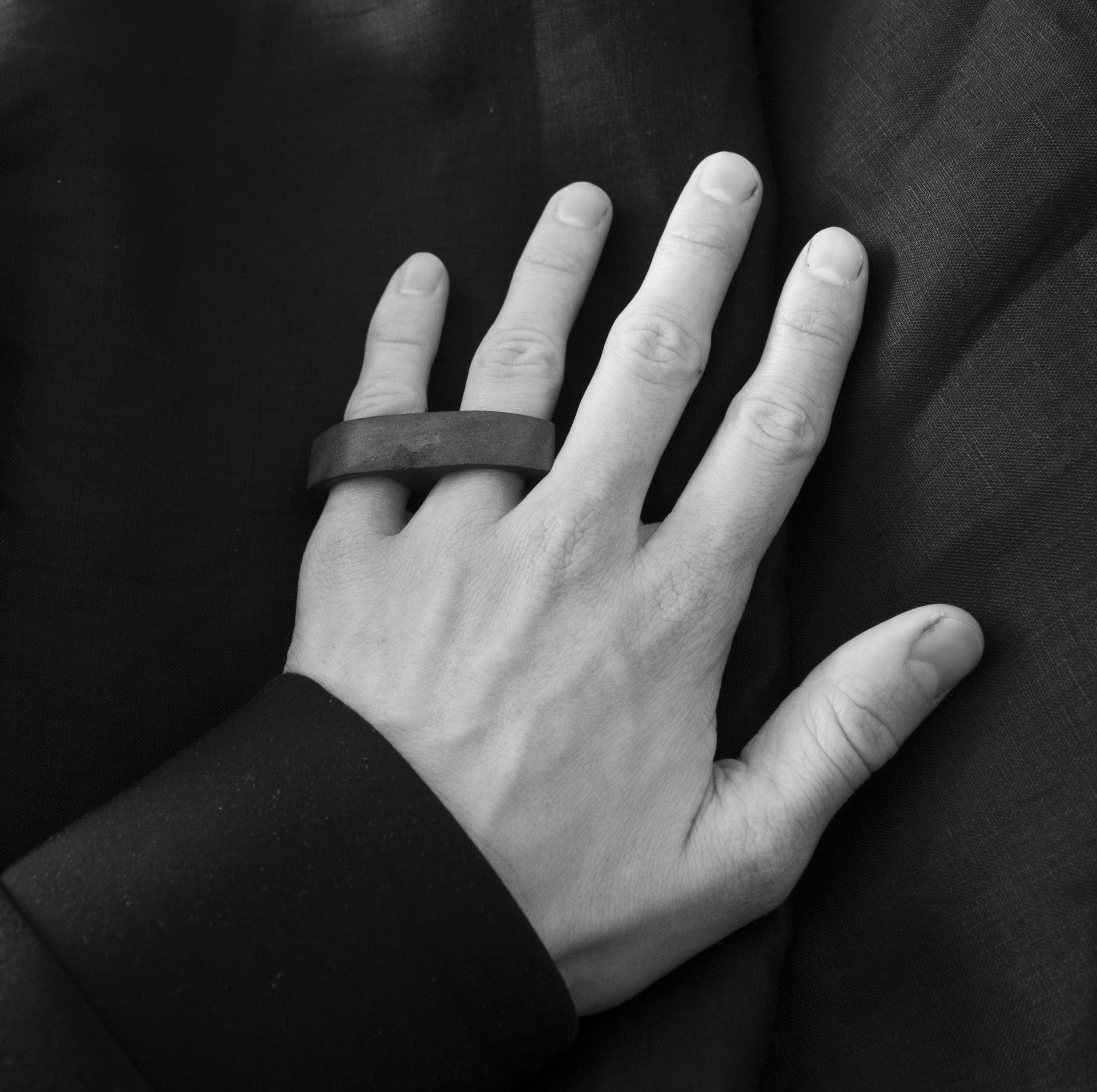 Mutate_Hand_2.jpg