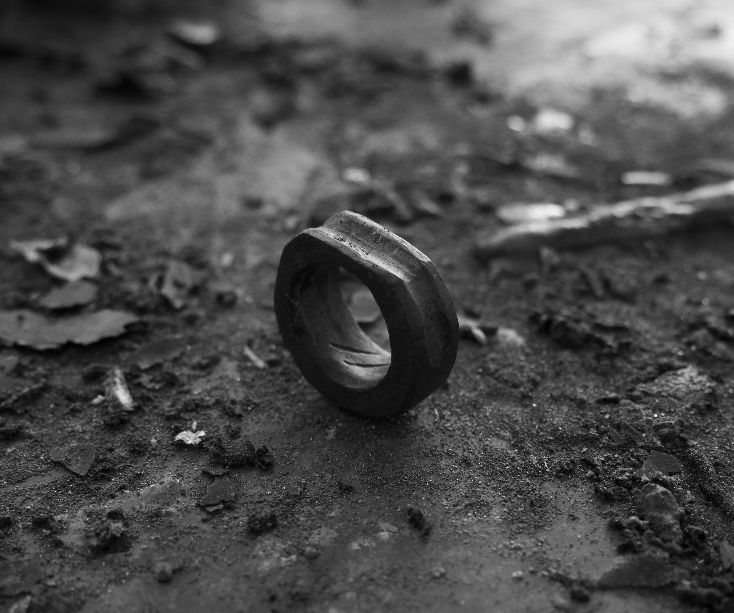 Absence Small Ring