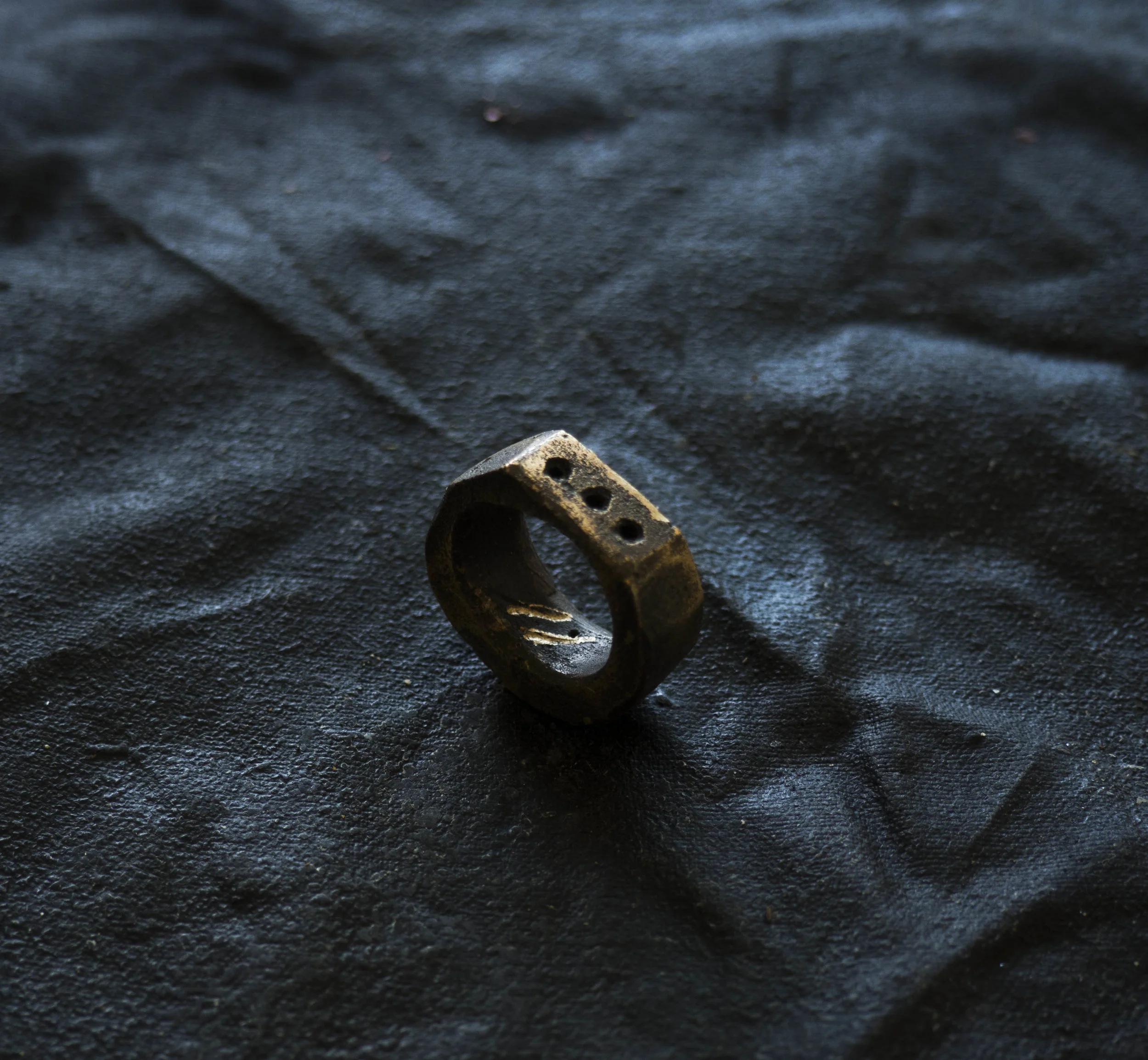Subtraction Three Hole Ring