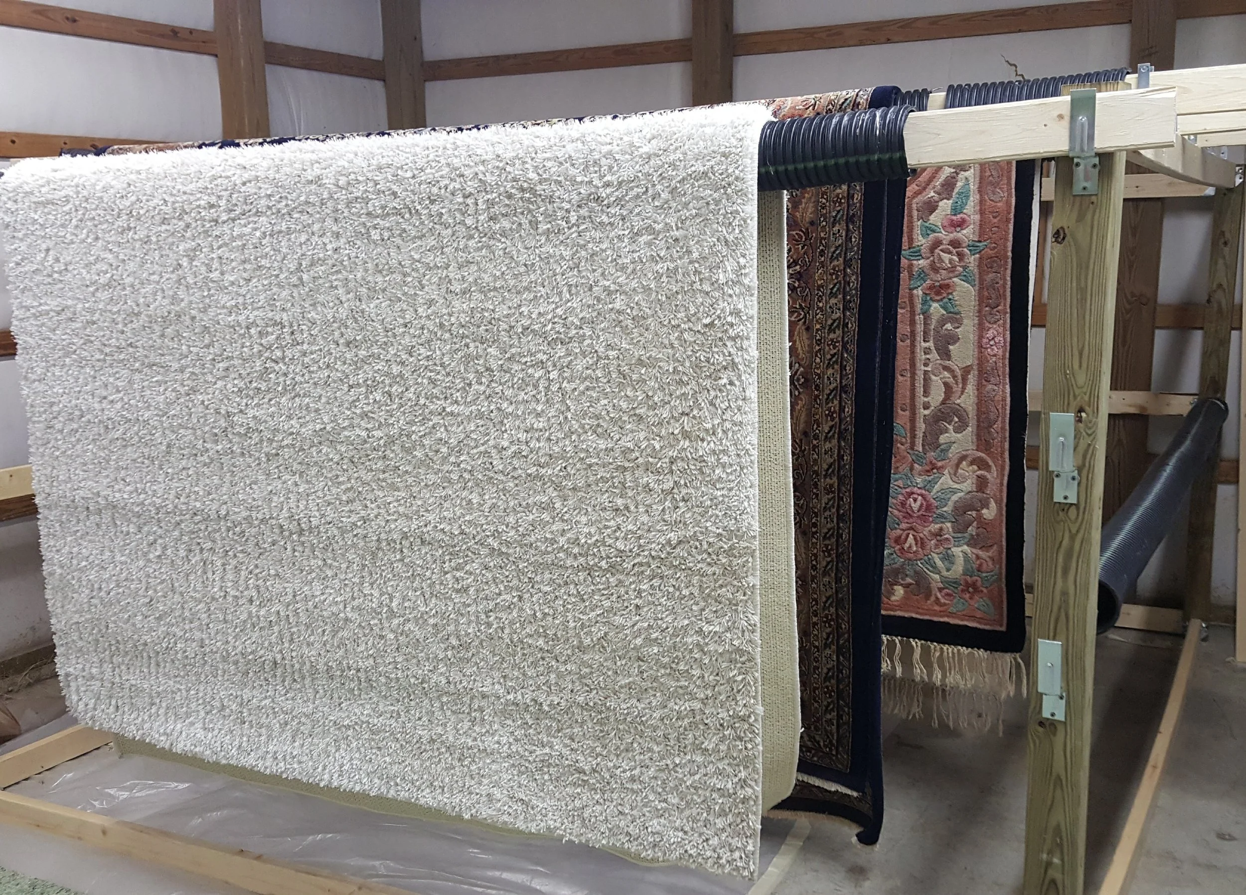 AREA RUGS