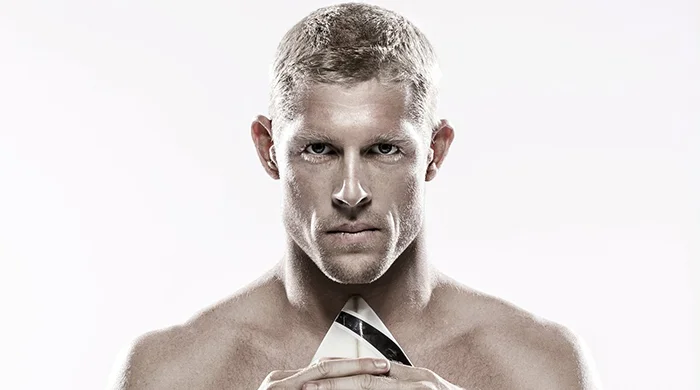 HEADER-700-mick-fanning-intense.jpg