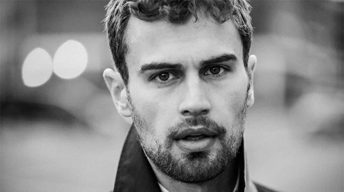 Theo-James-for-Hugo-Boss-HEADER.jpg