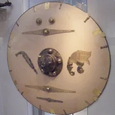 The Sunday Section: Snippets of ... Medieval Weapons - Shield