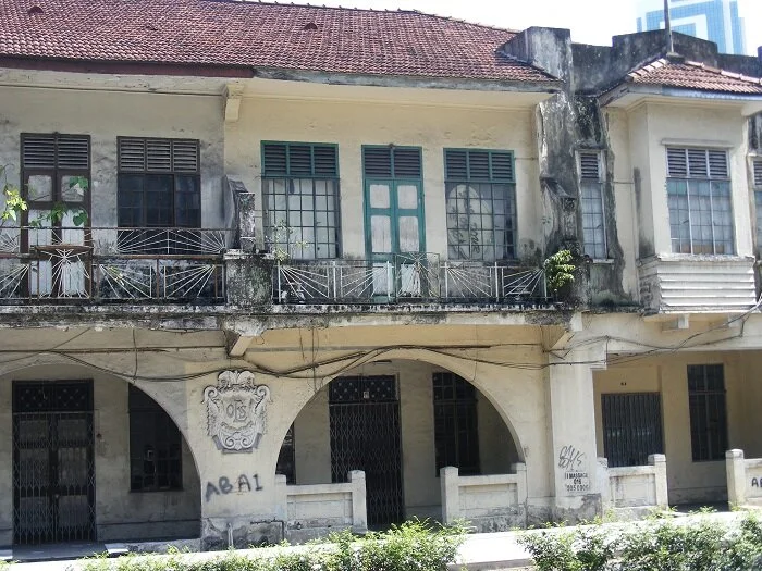 Abandoned building