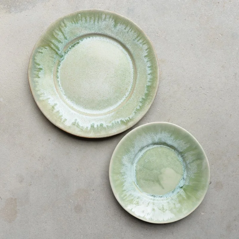 Rimmed Serving Plate