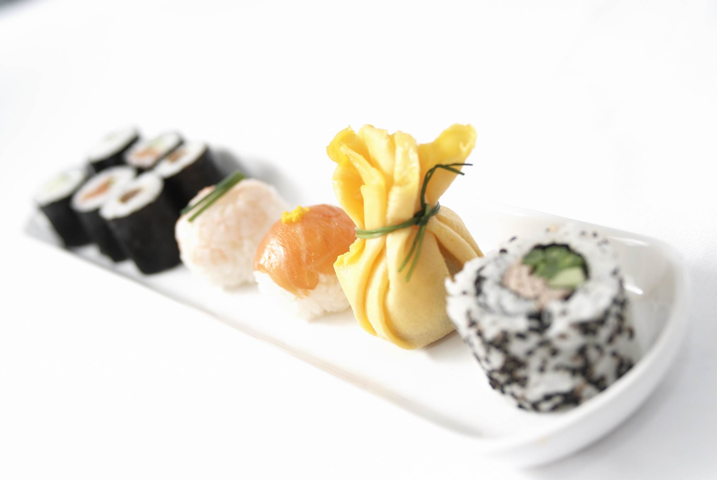sushi-variety.jpg