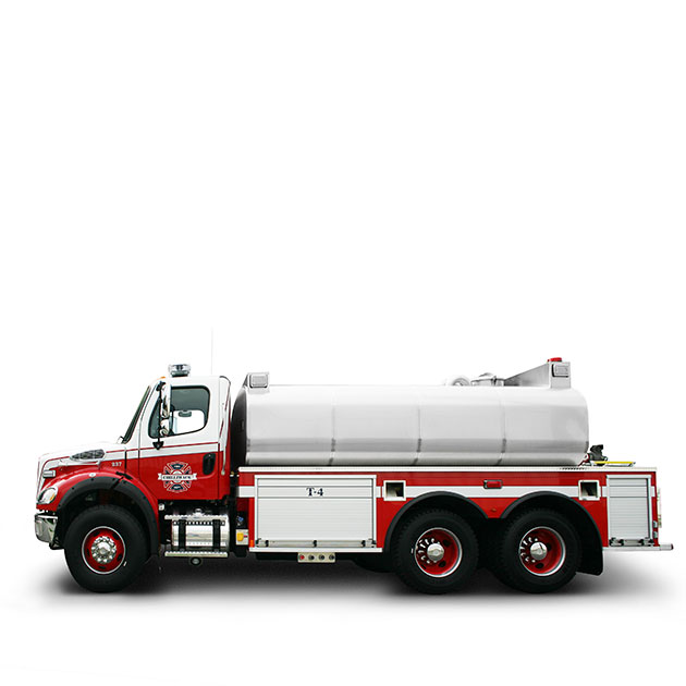 CHILLIWACK FIRE DEPARTMENT Built on a Freightliner M2-112 Chassis, Chilliwack’s Tanker Engine utilizes a Detroit DD13 and an Allison EVS 4000 transmission which yields 450 horse power.