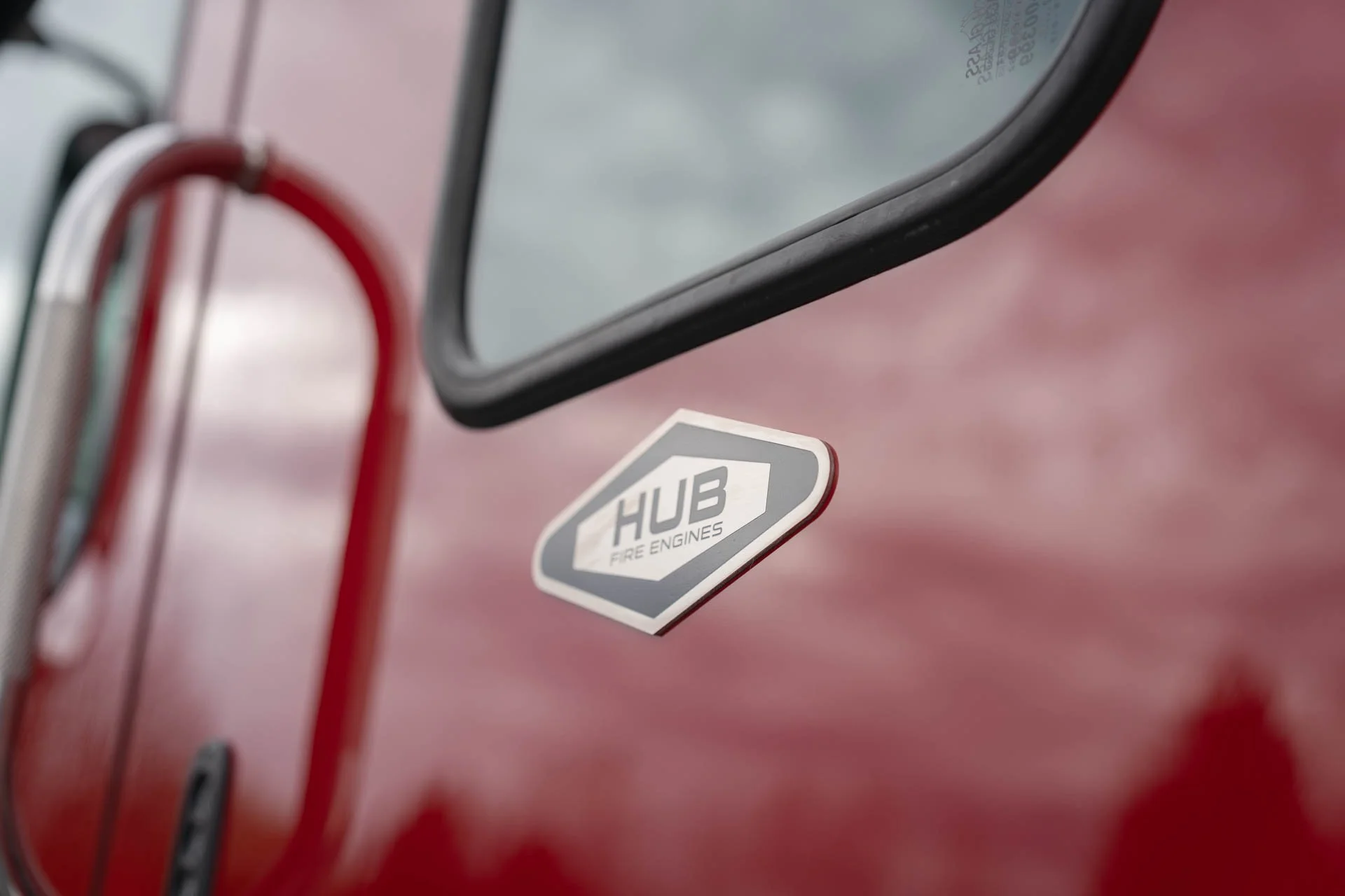 DSC09919Burnaby Fire Department Water Tender.jpg