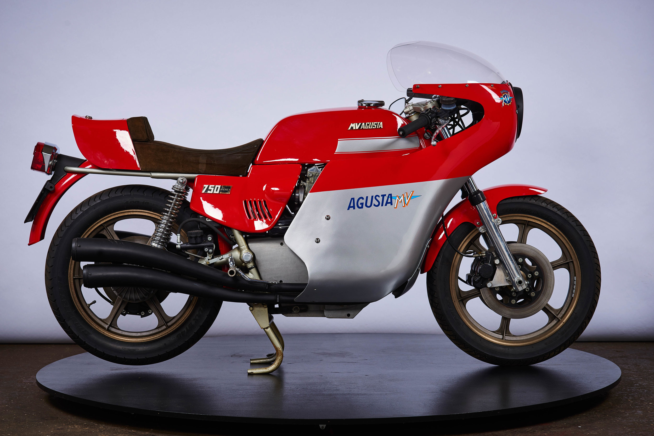 Atlas Editions Red 1:24 Model Motorbike MV Agusta 750S America 1973 IXO 