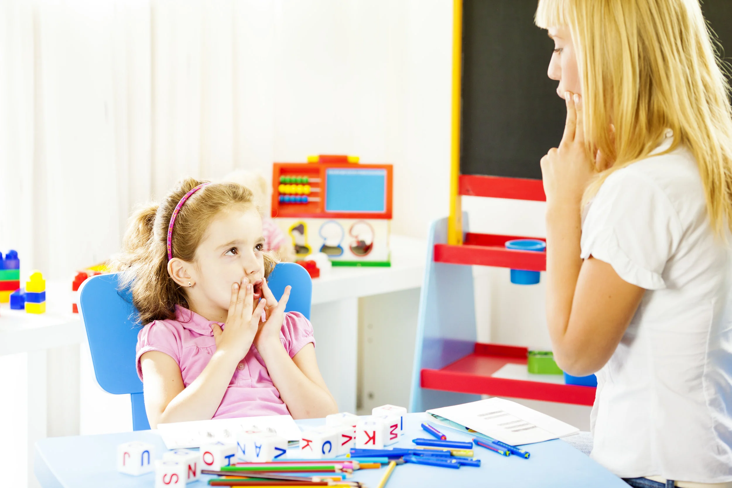 iStock_21847980_XXLARGE speech therapy pic.jpg
